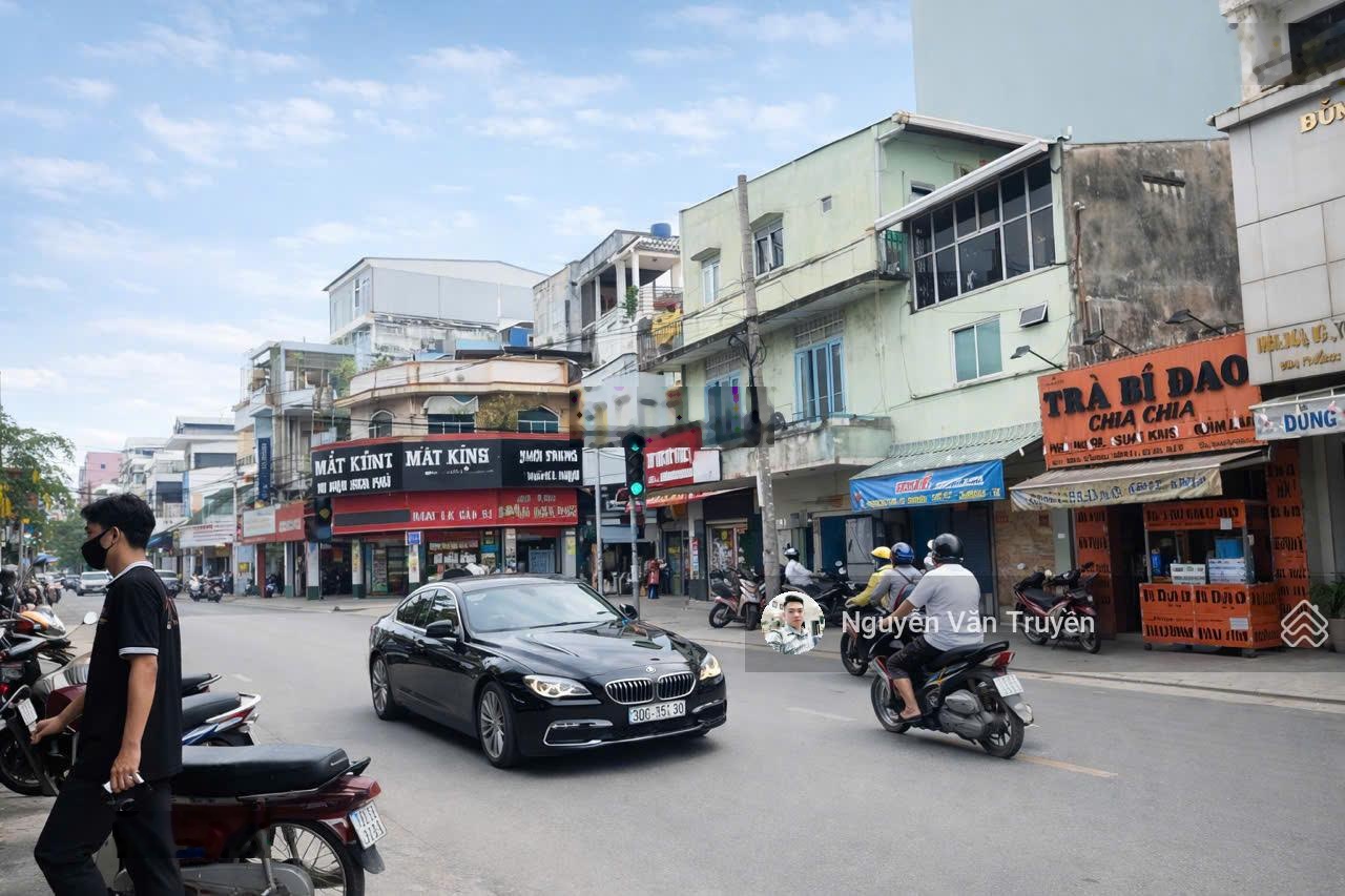 (gấp bán) - bạch đằng - bình thạnh - p 14 - 4 tầng (78m) - nở hậu - xe hơi đỗ cửa - nhỉnh 9 tỷ.