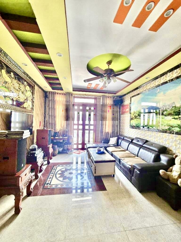 Mặt tiền khu vực Aeon Tân Phú- 4 tầng 4 X 16m- chỉ 8.2T Còn bớt.