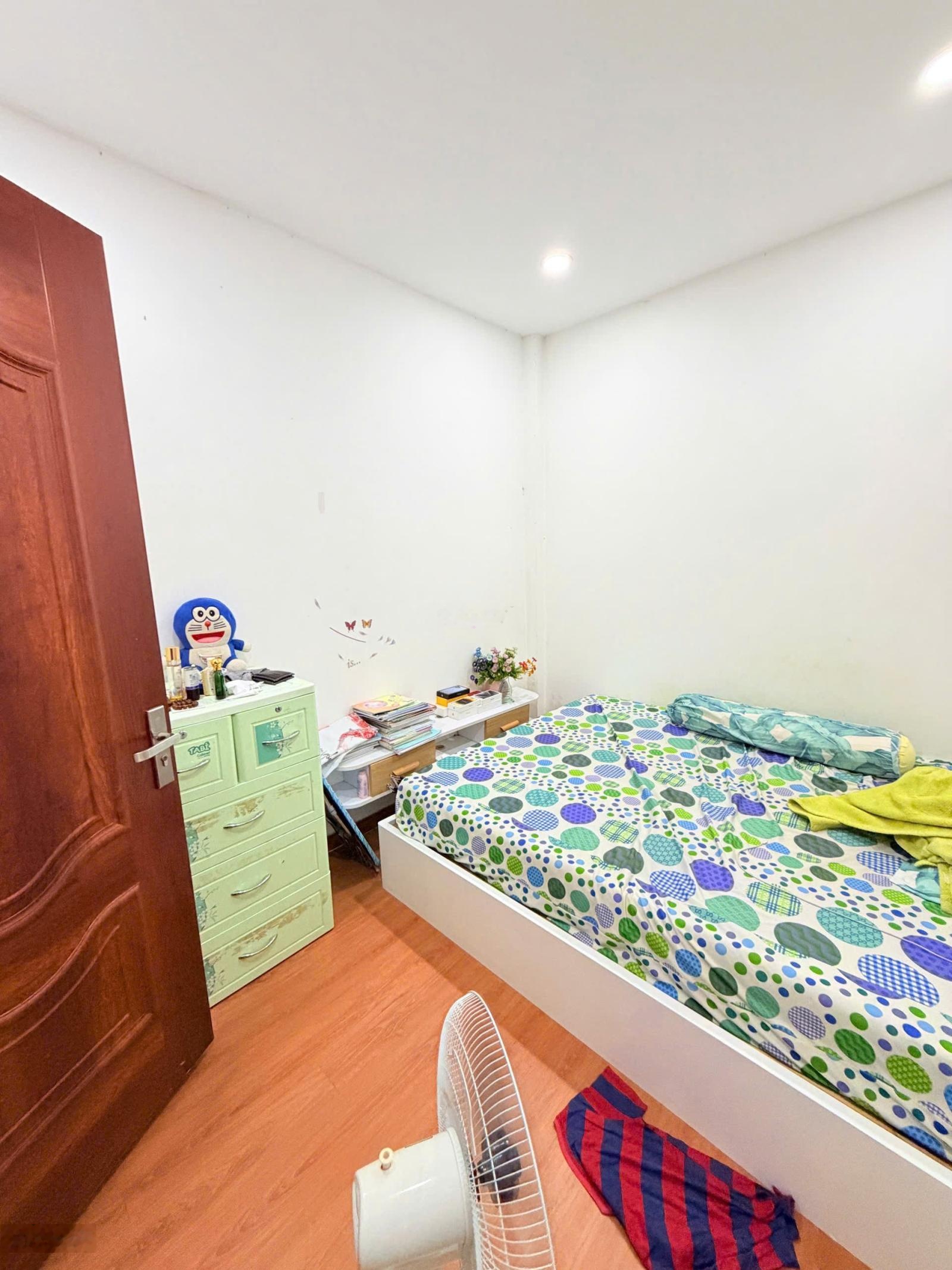 Bán nhà 3 tầng đường Tô Hiến Thành phường 12 quận 10