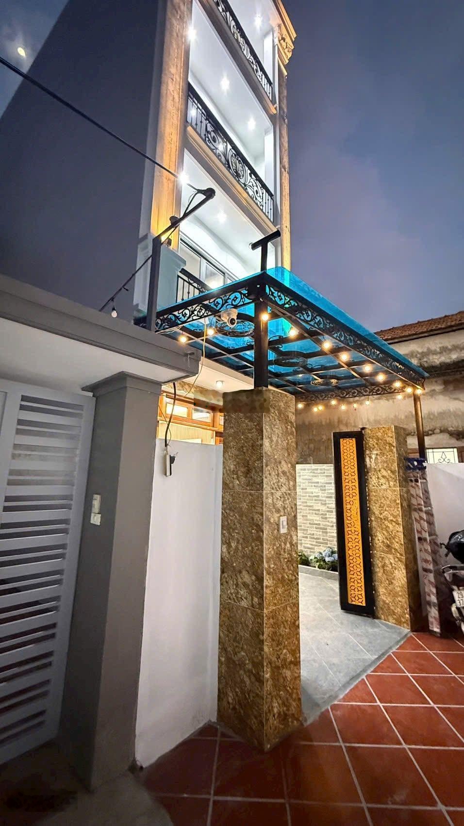 Bán nhà Vĩnh Quỳnh full nội thất đẹp. Thiết kế 4 phòng ngủ rộng diện tích 70,5m2 cực hiếm