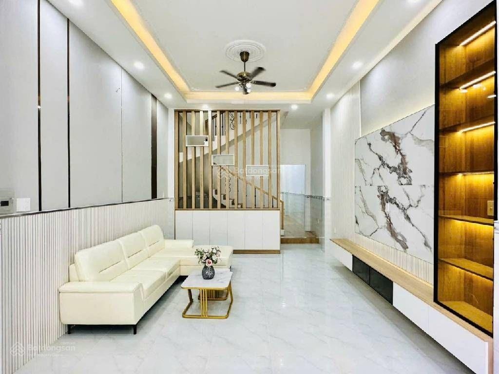 Nhà mặt tiền - kế bên chợ hiệp thành - buôn bán đa nghành nghề - dễ cho thuê