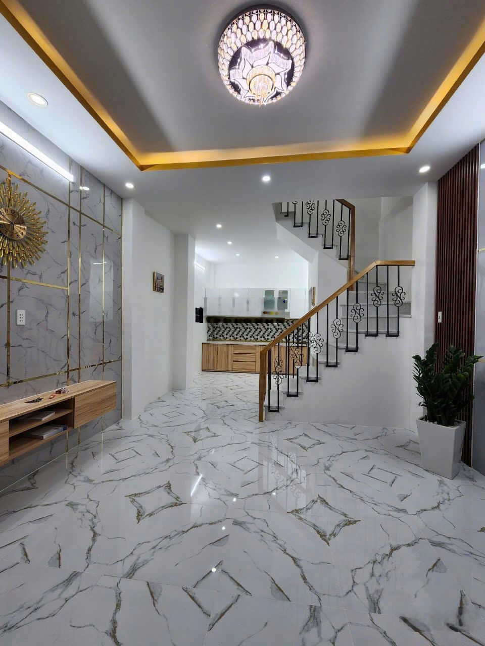 Bán nhà 2 hẻm 3.7m(XH) An Dương Vương, Phường 13, Quận 6 giá 4,95 tỷ