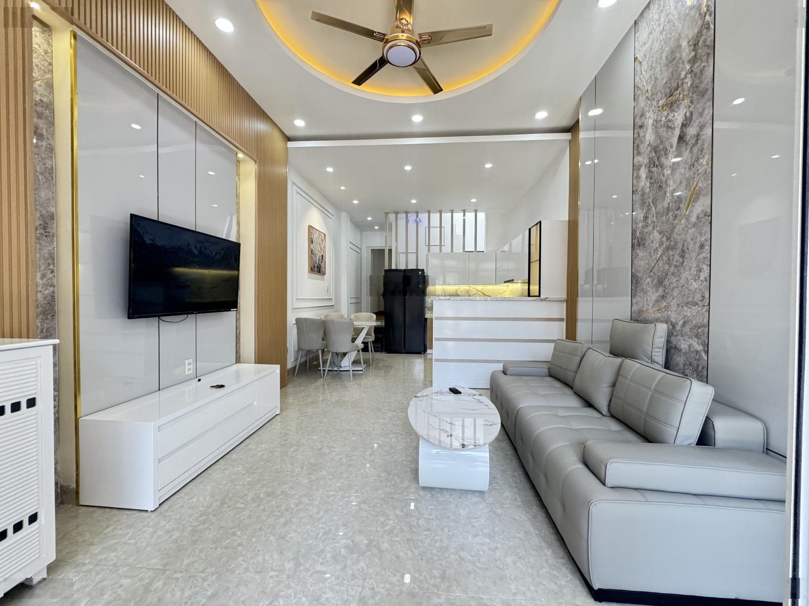 Nhà Mới 2 Tầng 4.8 Tỷ Pháp Lý Chuẩn Khu Tái Định Cư Vĩnh Hoà - Nha Trang