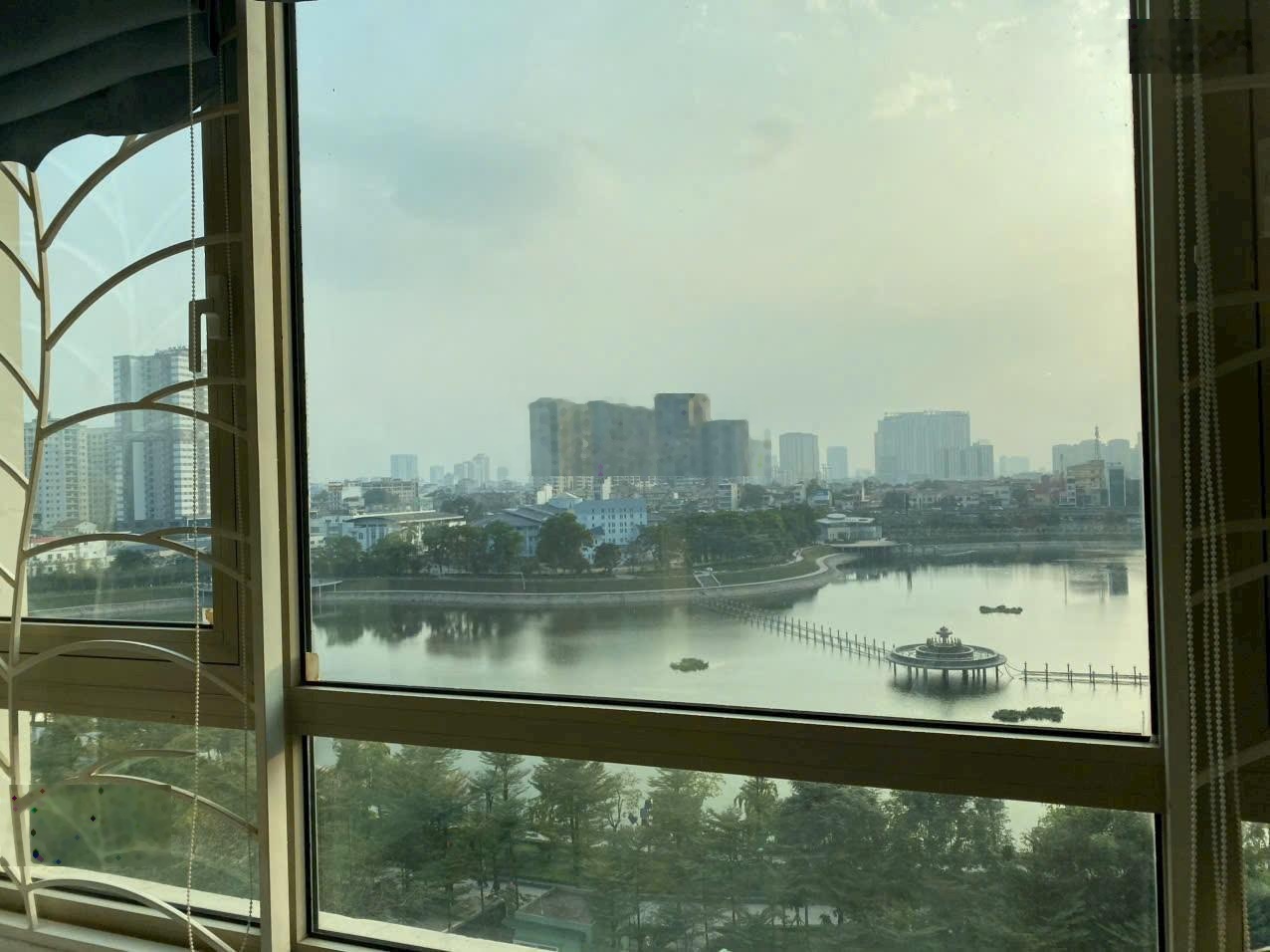 Tôi cần cho thuê lâu dài căn góc 3pn 150m View Hồ Mandarin Garden.giá 30 triệu.lh 0936242111