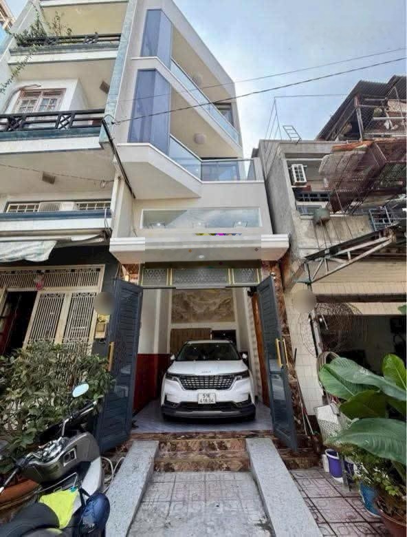 Nhà 4 tầng mặt tiền đường số gần chợ phạm thế hiển quận 8