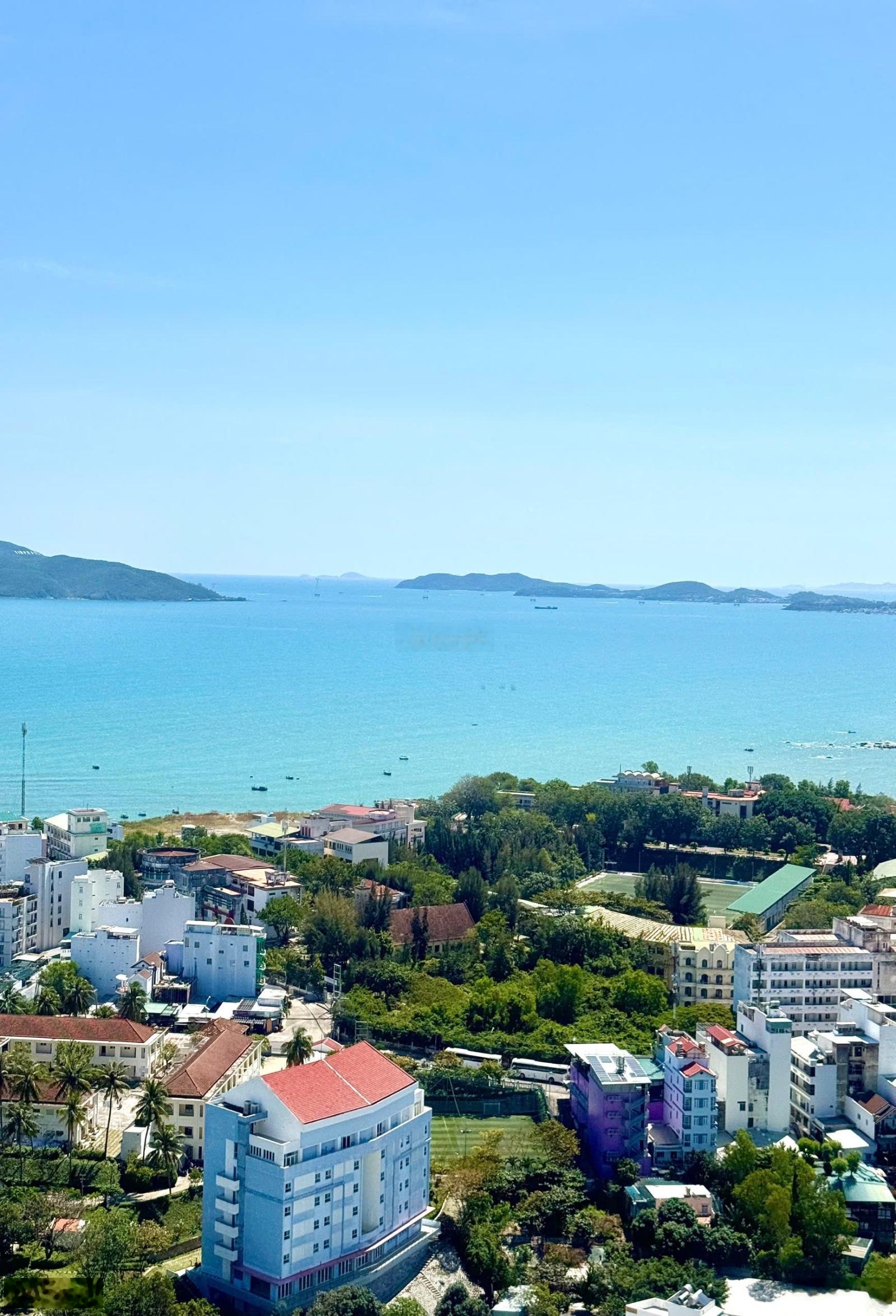 Chính chủ cần bán căn hộ Mường Thanh Viễn Triều - view chính biển, 71m2, đẹp, nhiều tiện ích