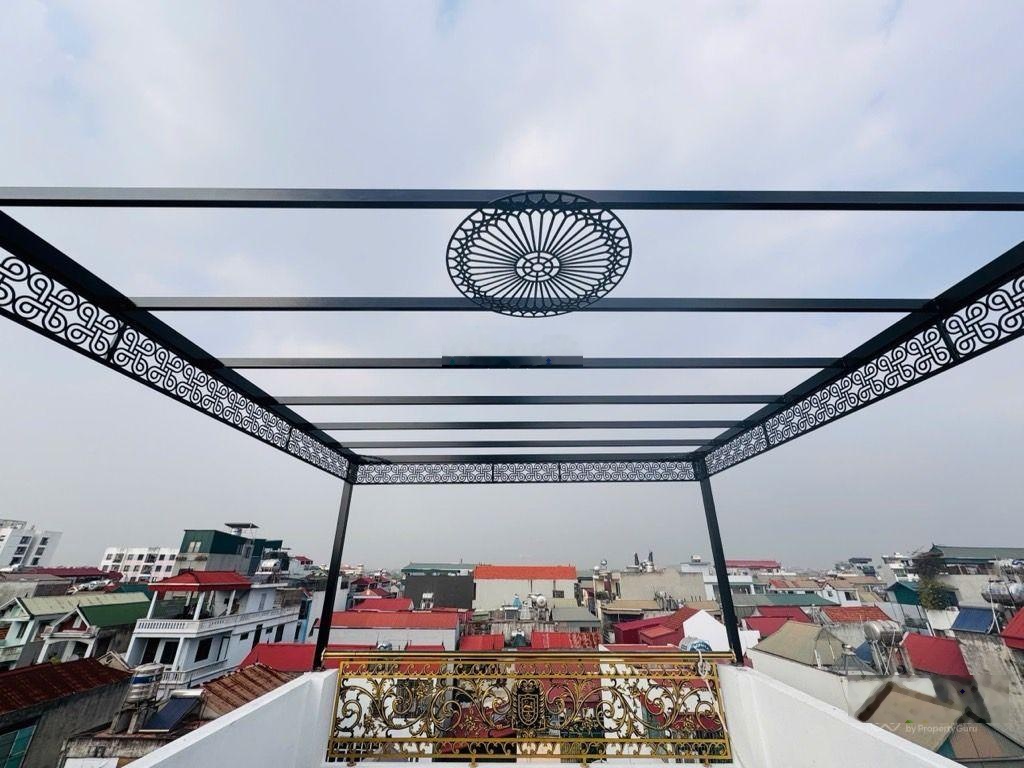 Nhà phân lô tu hoàng - sát penika - 45m x 7 tầng - gara ô tô - chỉ 15.9 tỷ