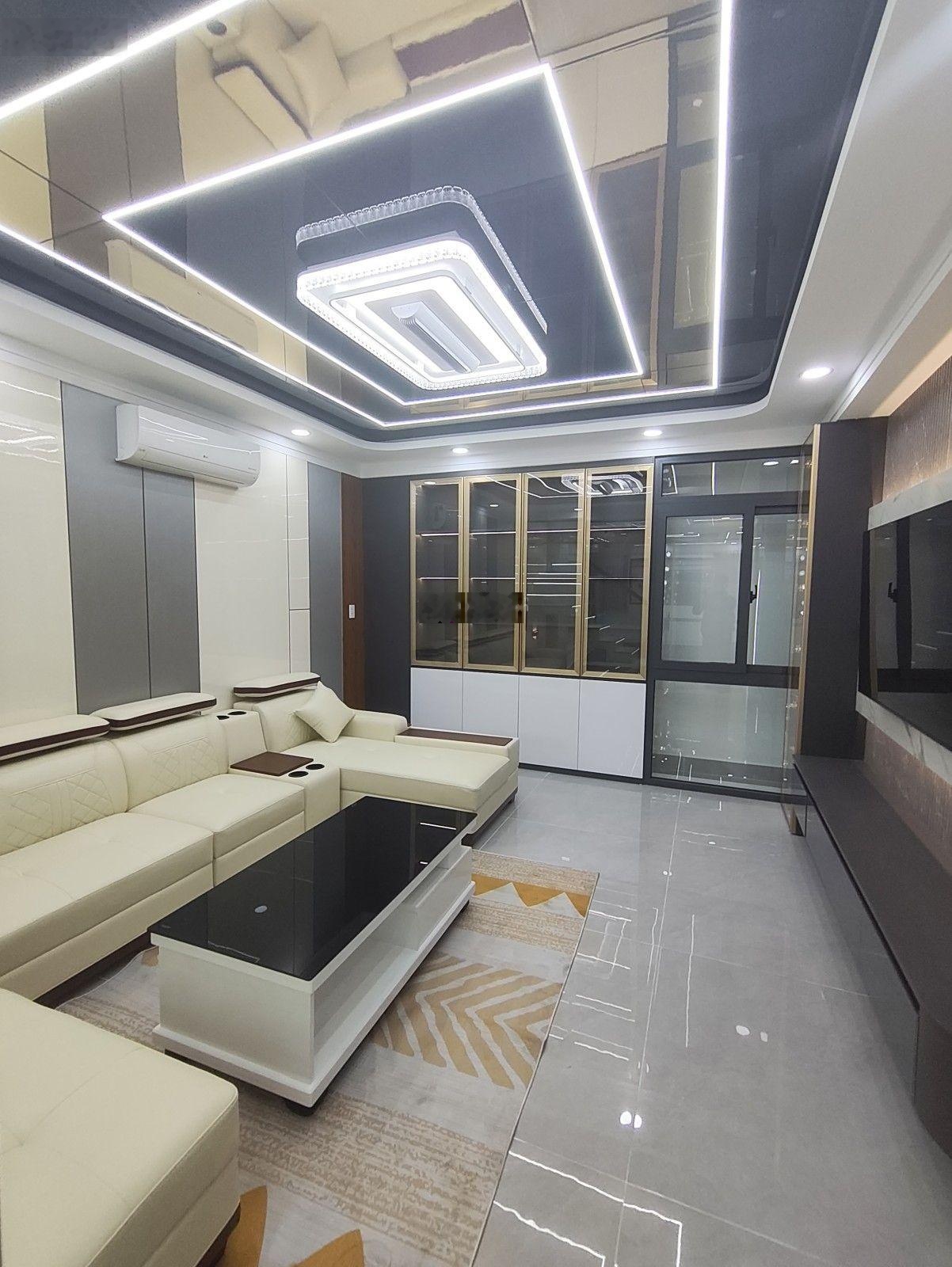 Nhà mới 5 tầng khu phân lô mã lò ô tô vào nhà nhỉnh 7tỷ