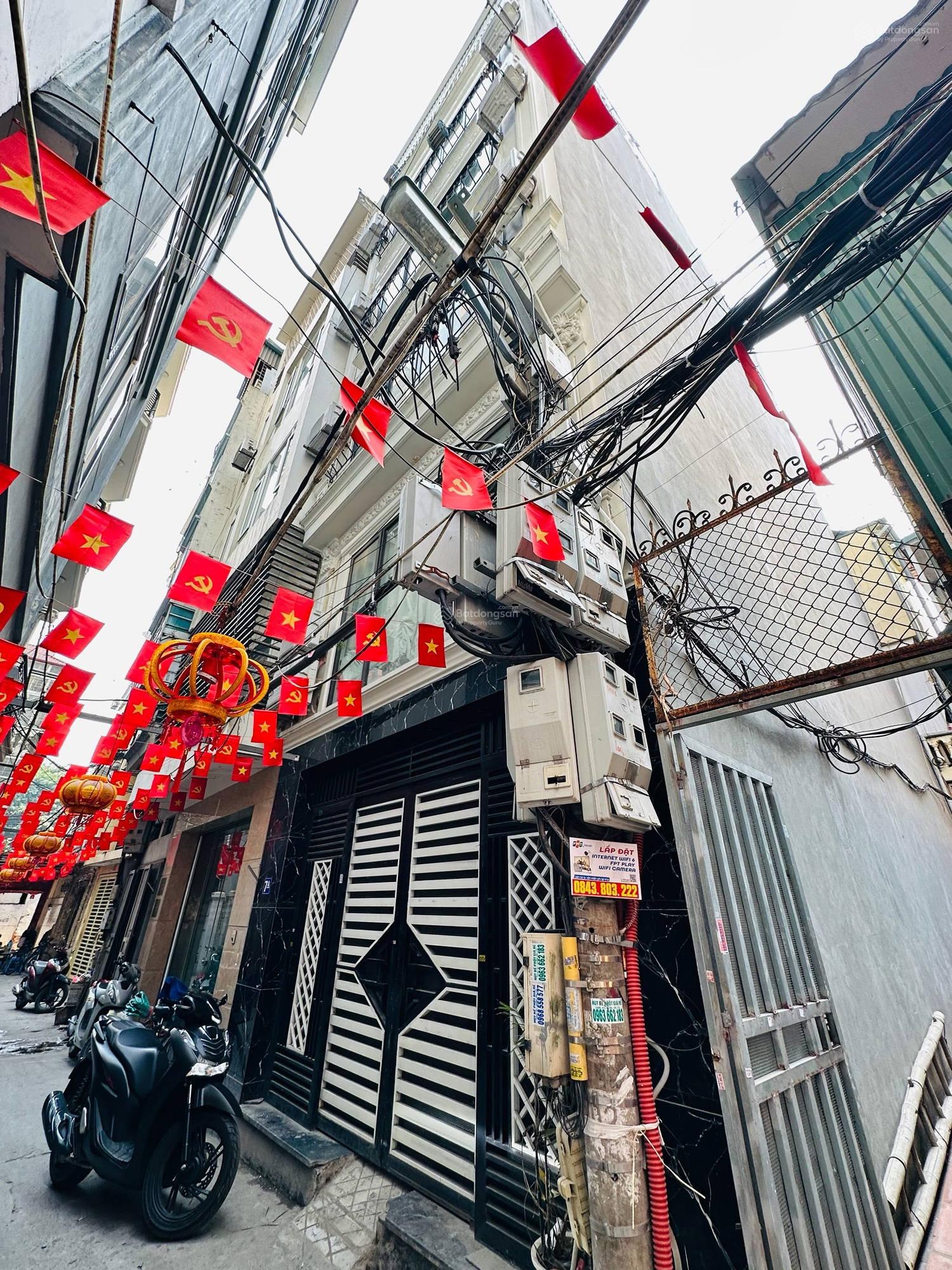 Cầu giấy;căn hộ ccmini 6 tầng thang máy-dt 60m doanh thu 840tr/ tháng -nhỉnh 17 tỷ