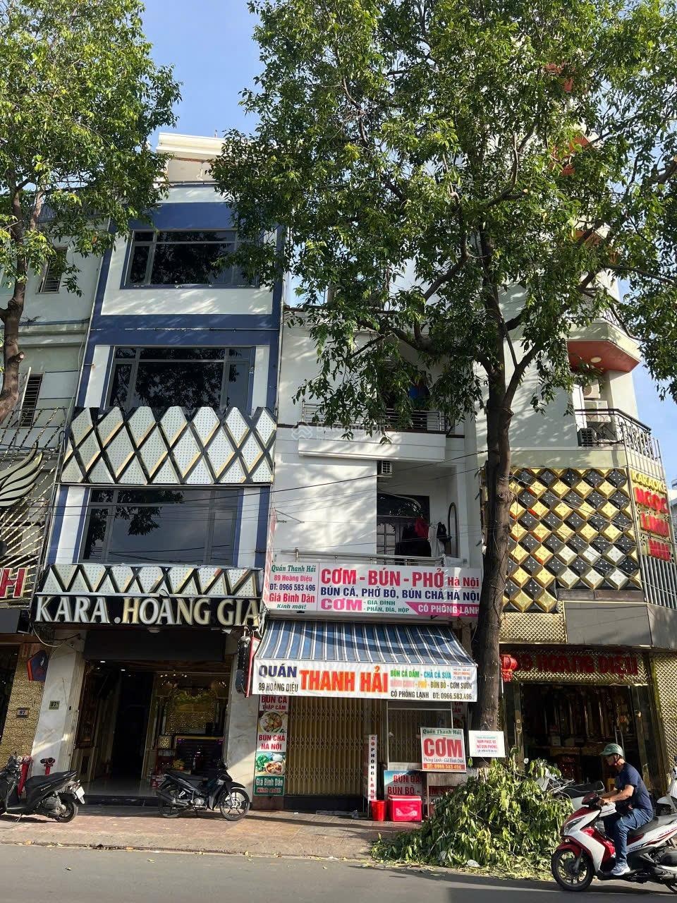 Bán nhà mặt tiền Hoàng Diệu trung tâm Nha Trang, 3 tầng giá đầu tư