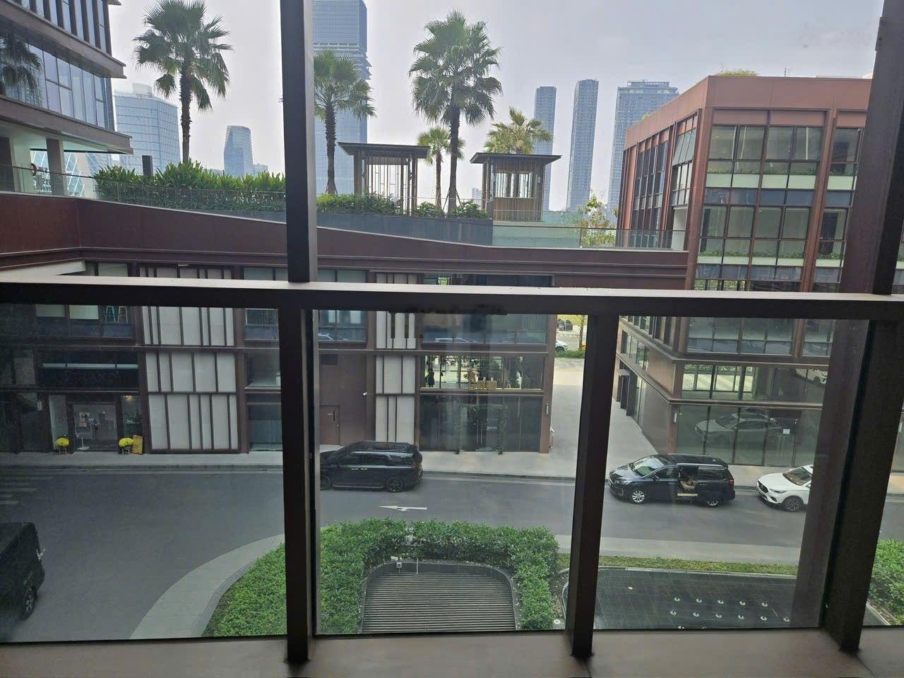 Cho thuê 2pn full nội thất the galleria giá chỉ 32 triệu dt siêu rộng 112m2