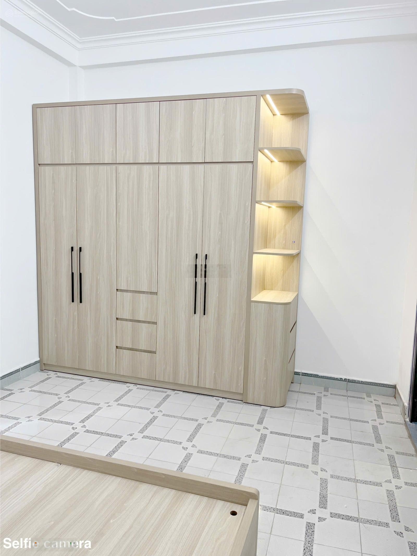 Chính chủ cho thuê nhà vĩnh hưng 3 tầng mới full đồ gần đh mở_ kdcn.