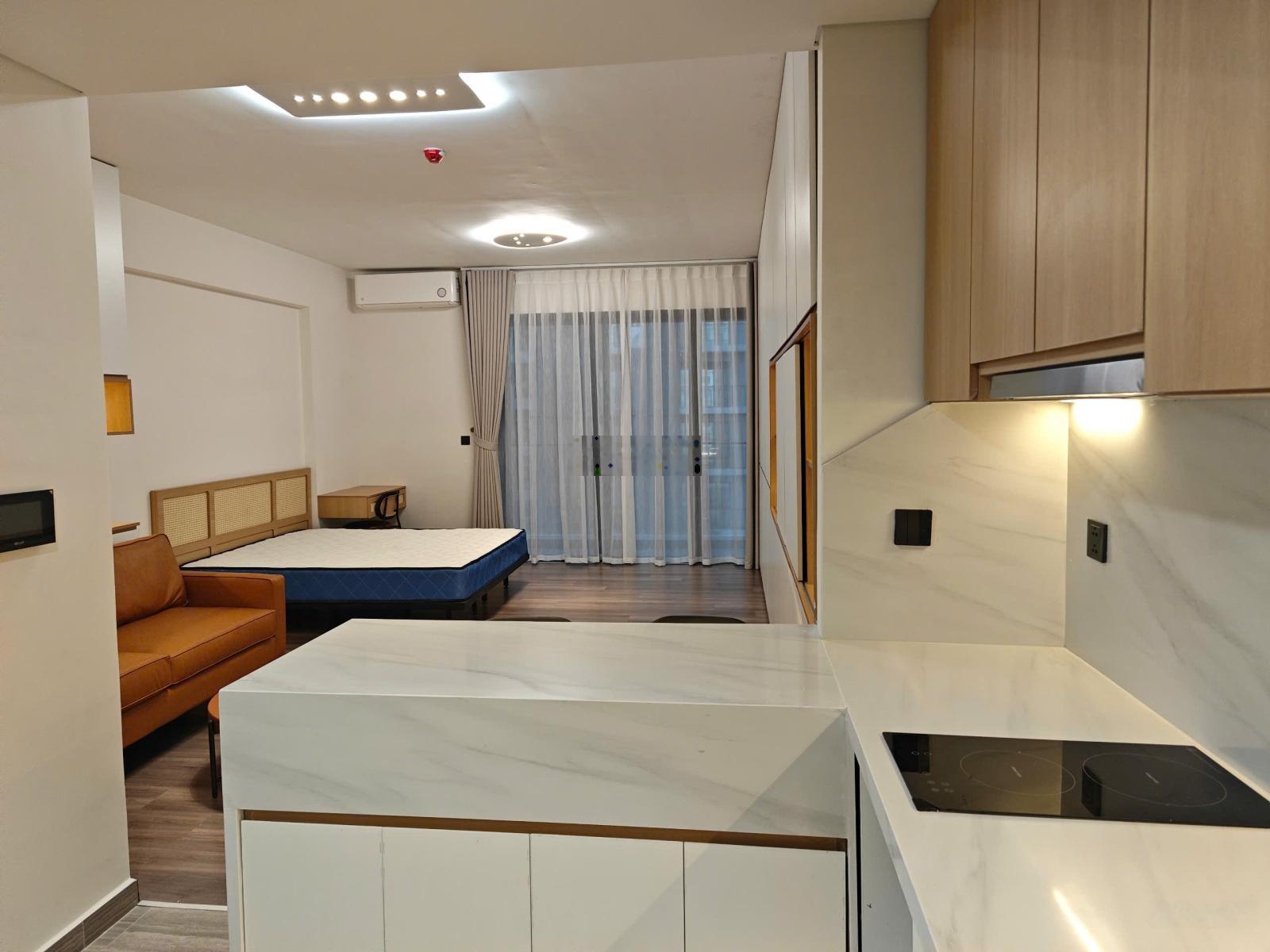 Bán tập thể tầng 1 Mai Dịch DT 50m2, có chỗ để ô tô kd tốt nhà đẹp giá 3 tỷ