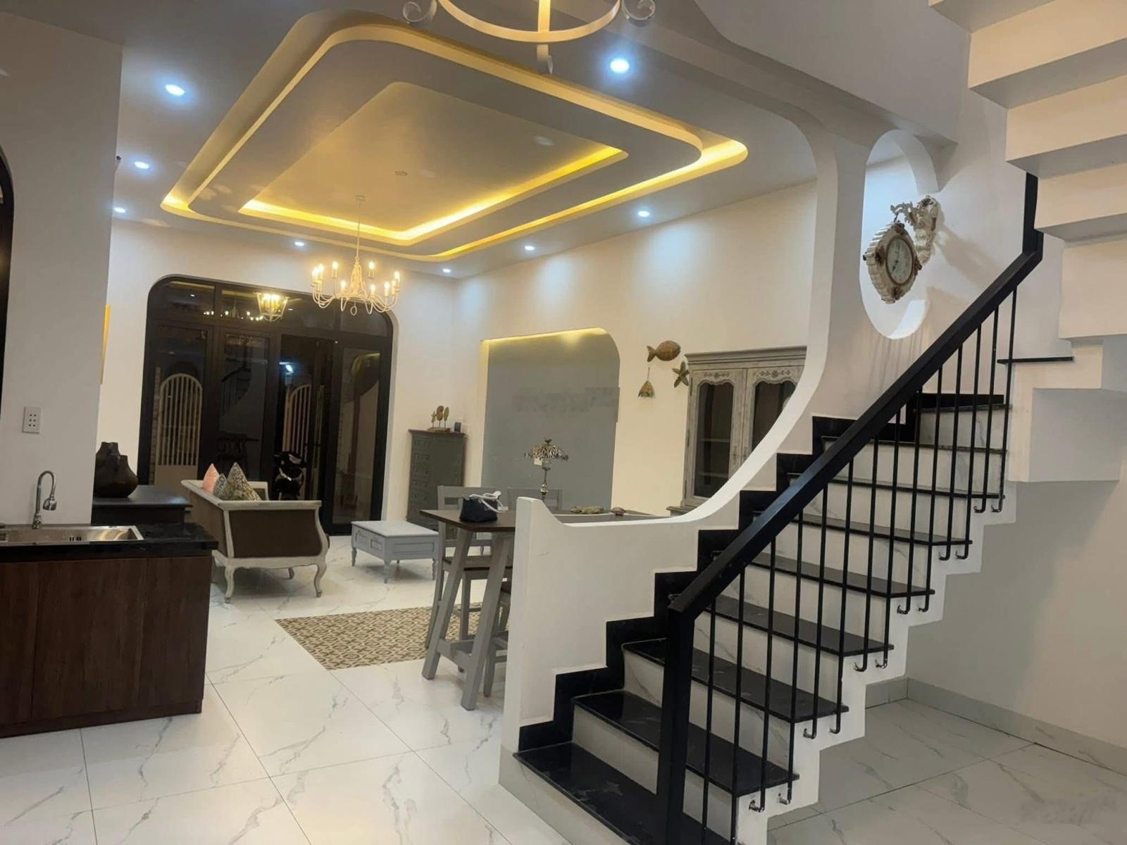 Ngôi nhà home siêu đẹp Cẩm Châu, Cam Thanh, Hội An cho tây thuê