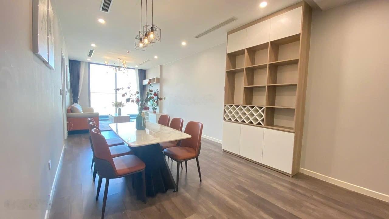 Giá chỉ 17 triệu! Cho thuê căn 3N2WC tại CC Golden park, Full nội thất, có thể vào ở được ngay