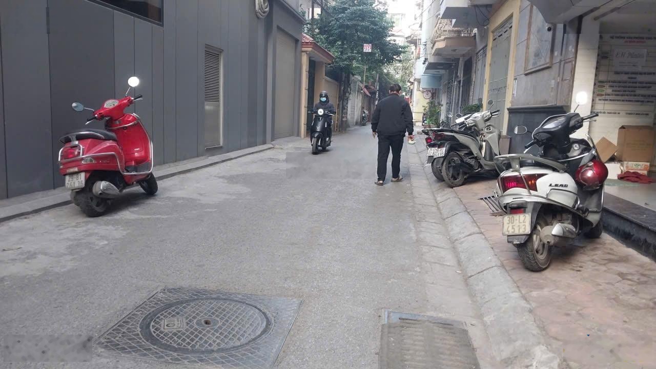 Bán nhà 5 tầng phân lô ô tô ngõ 106 hoàng quốc việt 50m vỉa hè 2 thoáng! lh: 0869818555