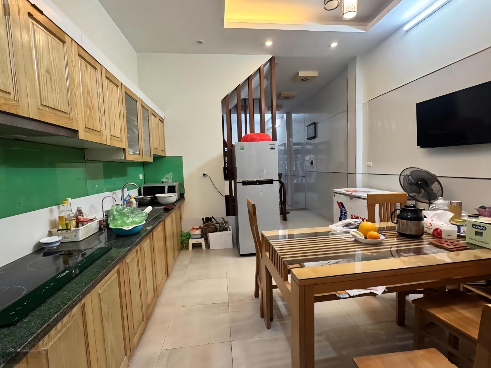 Liền kề 5 tầng kđt văn khê 2 mặt thoáng