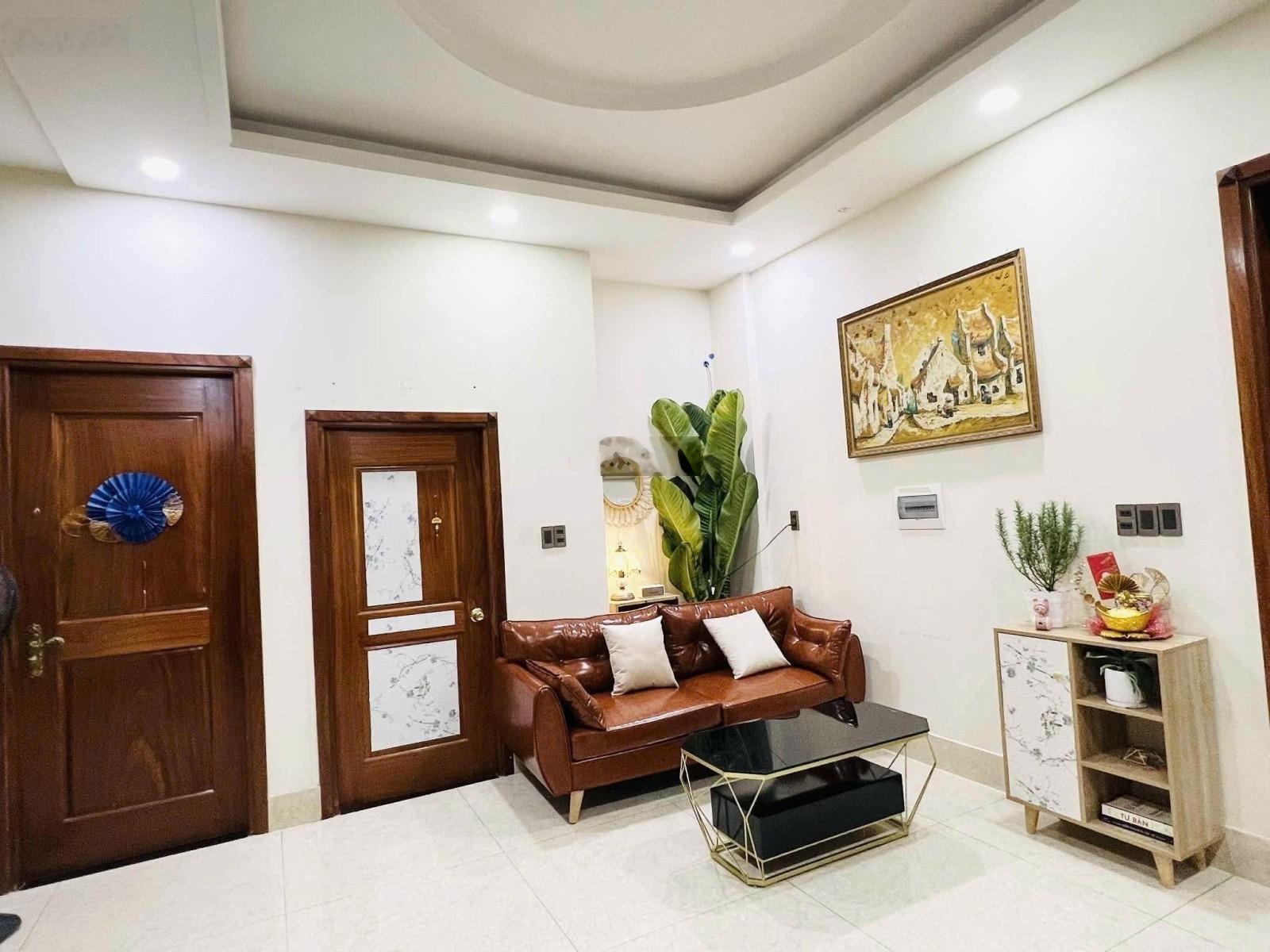 Căn góc kinh doanh 3 mặt tiền trục Hoàng Diệu 2 -Linh Trung - 107m2 - cho thuê tầng trệt 25triệu