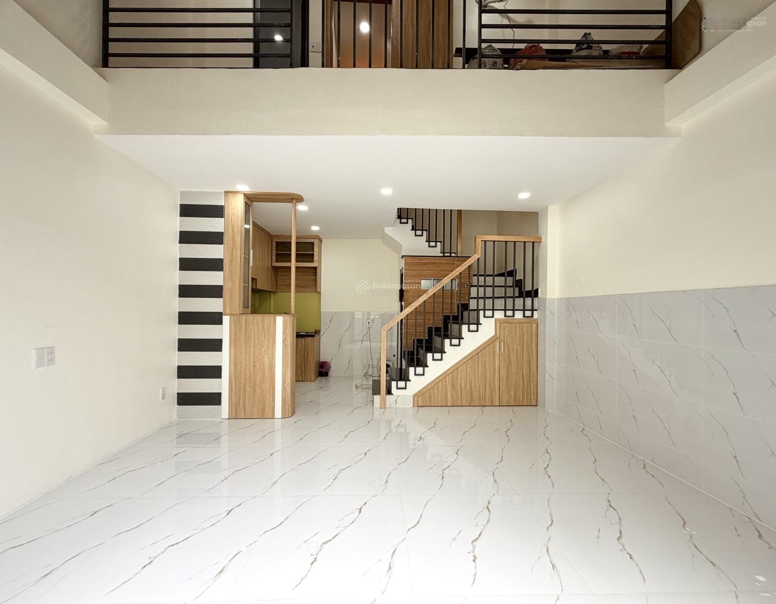 Bán nhà mới ở ngay, hẻm 261 chu văn an, 40m2 4 tầng sẵn nội thất, 6.399 tỷ tl