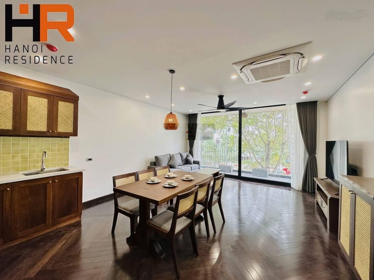 Xuân Diệu - Tây Hồ | 70 tỷ tòa căn hộ cao cấp khách tây thuê kín diện tích 142m2 | 8T