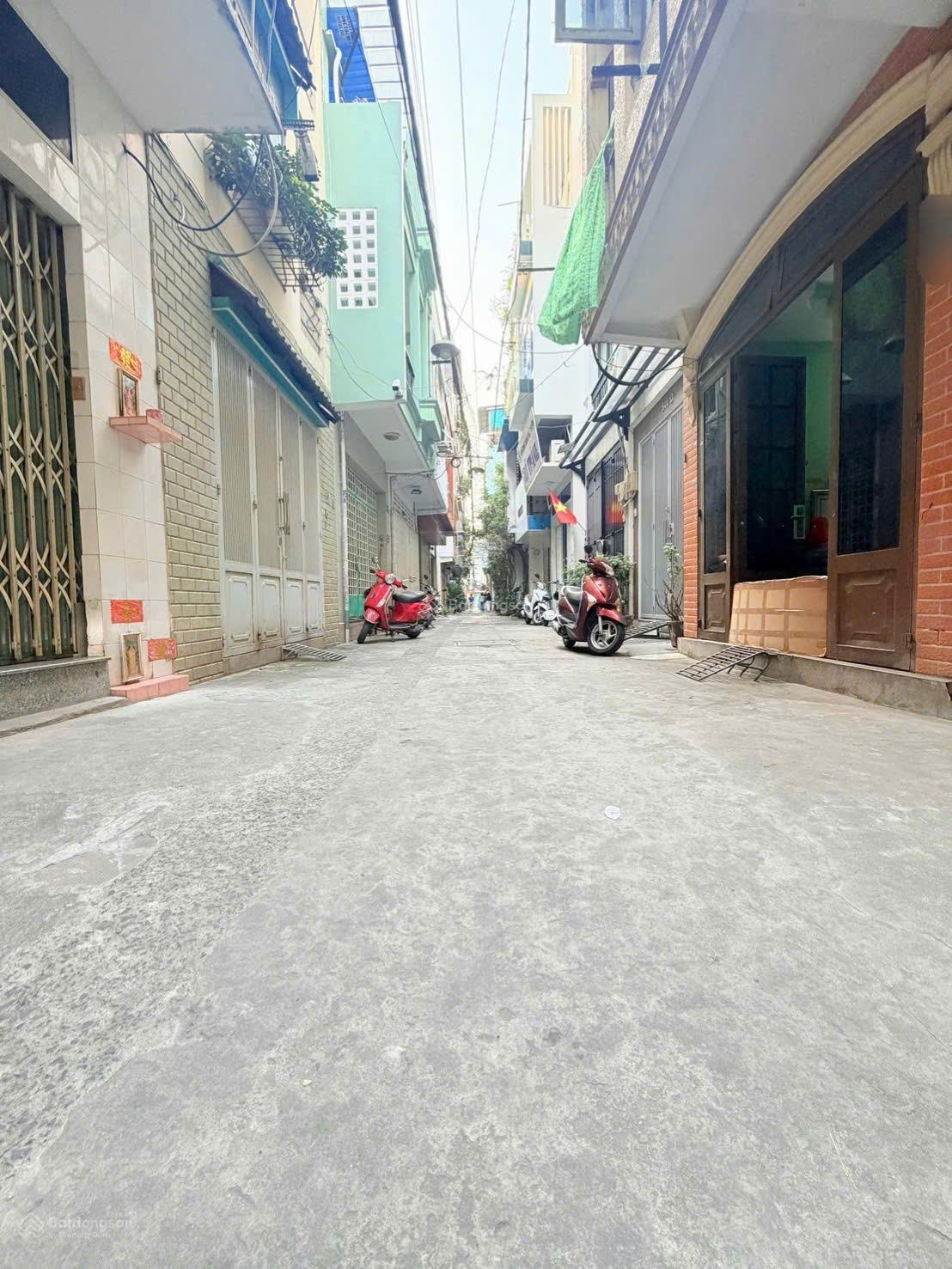 Bán nhà hẻm 4m điện biên phủ p3 quận 3 dt 3m x 10m 30m2 4 tầng giá 7.3 tỷ tl