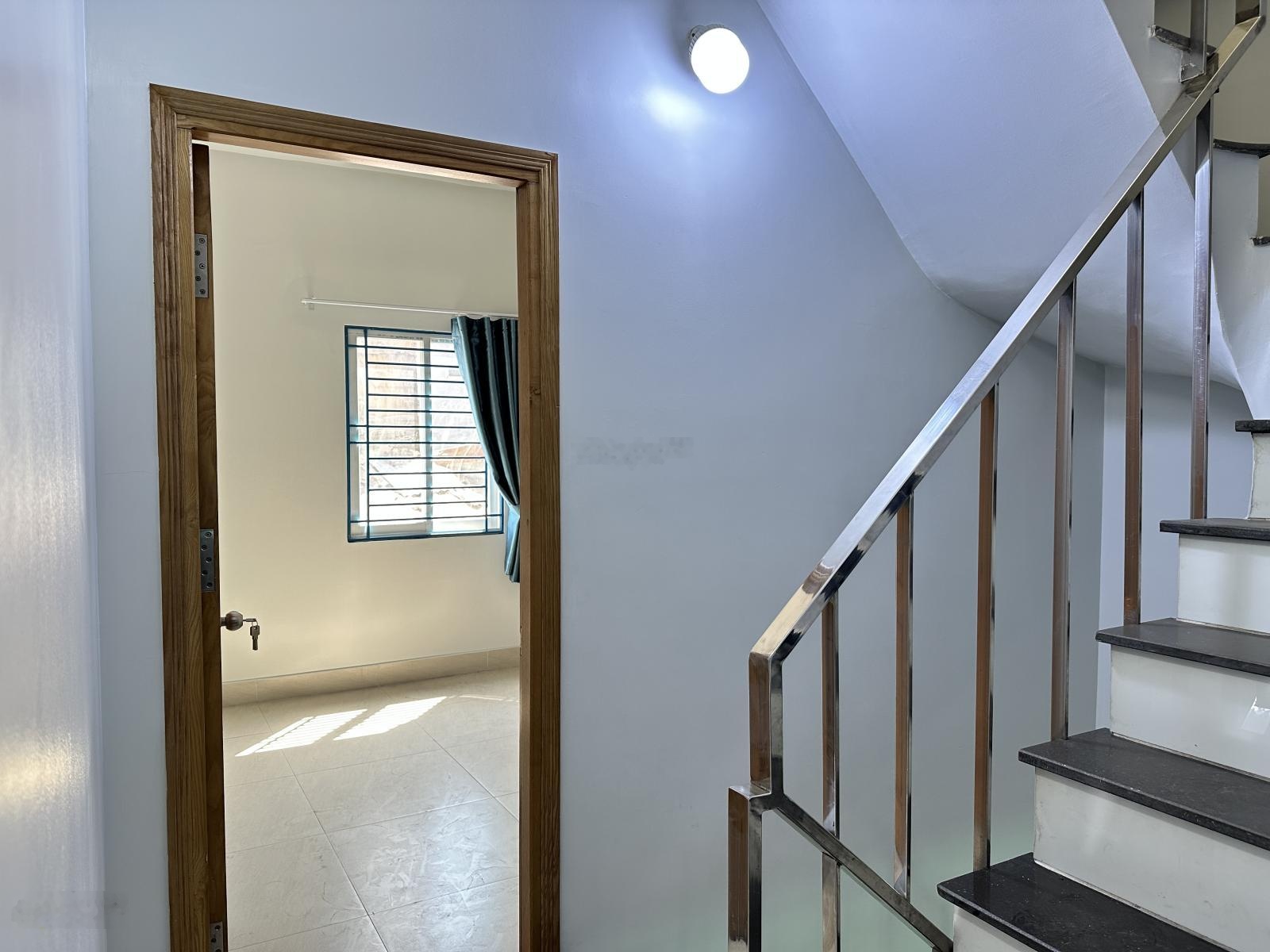 Bán nhà hẻm 116 Huỳnh Tấn Phát Quận 7 diện tích 34m2 4PN giá 3.95 tỷ