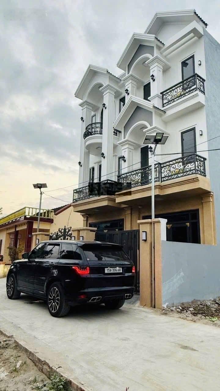 Mr.Tuấn:Nhà 3 tầng diện tích 63,6m biệt thự cực đẹp tại Hy Tái ,Hồng Thái giá chỉ 3,35 tỷ