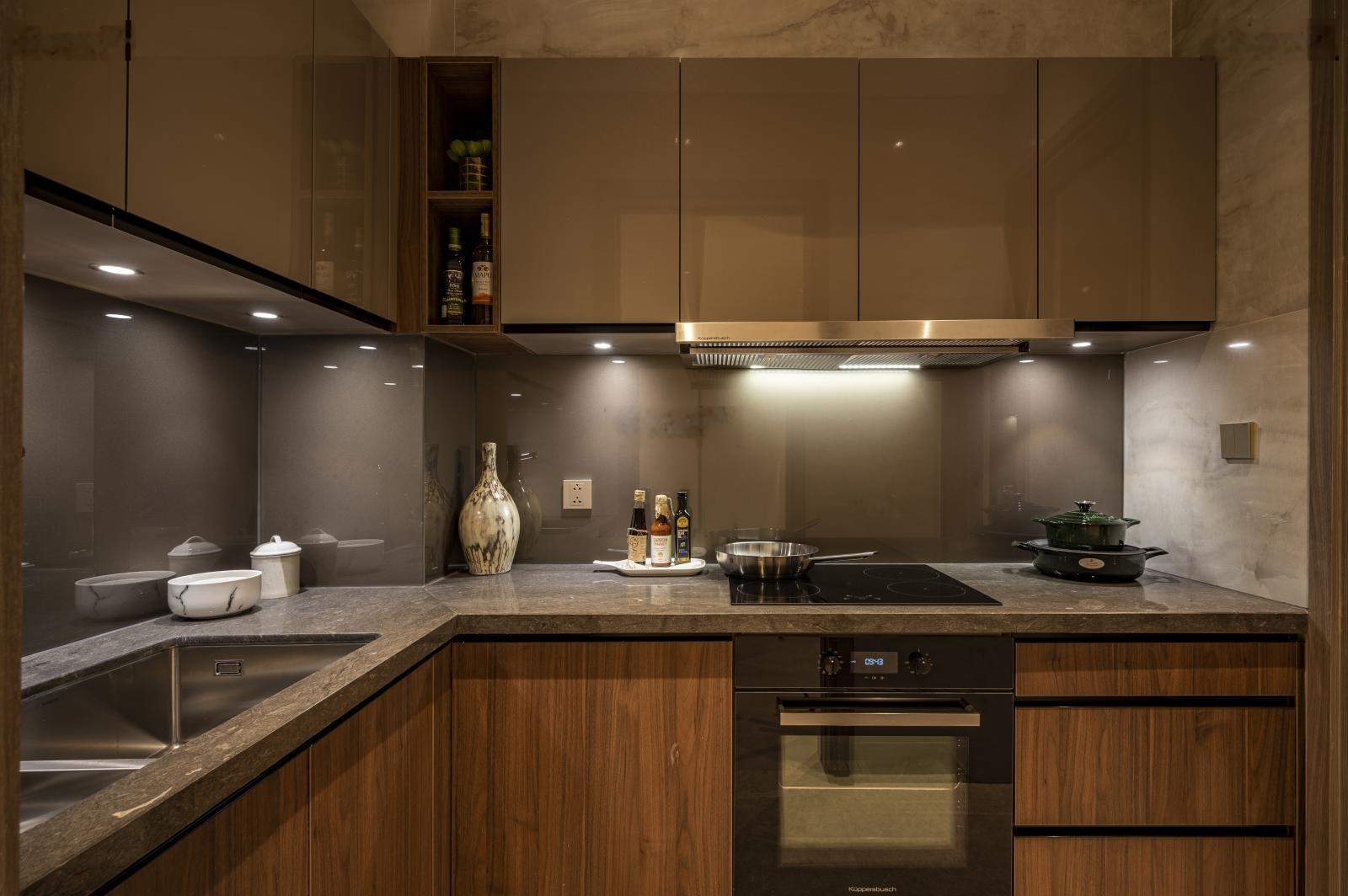 Cho thuê căn hộ 2PN, 2WC, 50 triệu, 104m2 tại Sailing Tower, Bến Nghé, Q1, LH0907749986