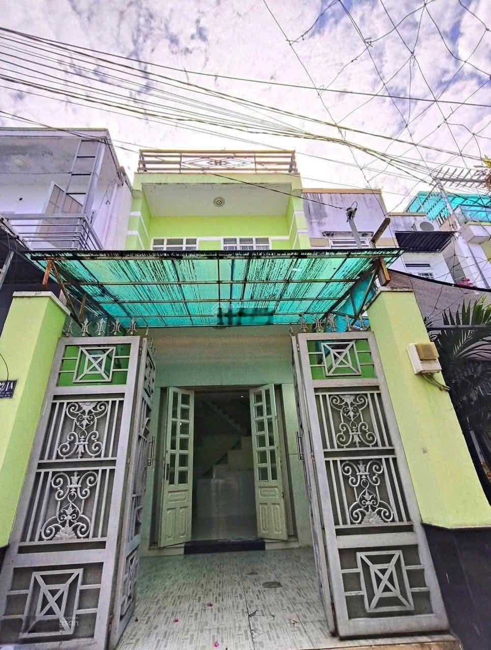 Nhà lầu trệt đường 13 Linh Xuân thủ Đức TP HCM