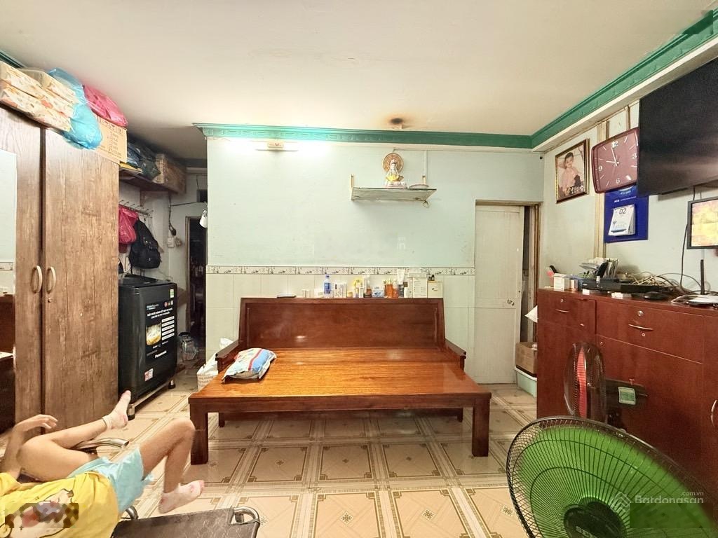 Khuvip trường sa huỳnh văn bánh phú nhuận ngang 5m hiếm xây chdv vô đối xe hơi vô nhà ngủ.