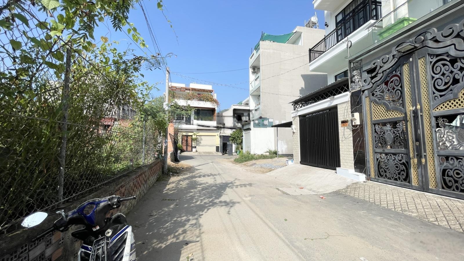 7,5 tỷ - 100,3m2 đất HXH đường Số 22, Linh Đông chỉ 3 căn ra mặt tiền gần Vành Đai 2