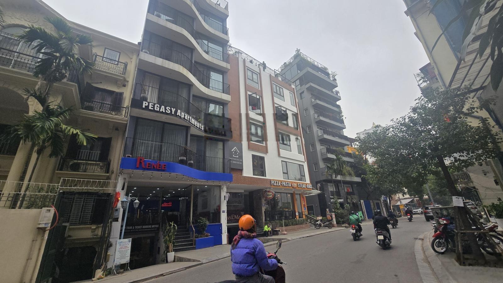 Bán nhà mặt phố tô ngọc vân, tây hồ, 7 tầng thang máy, mt 7m, dt 140m2, 5 tầng nổi 2 tầng hầm.