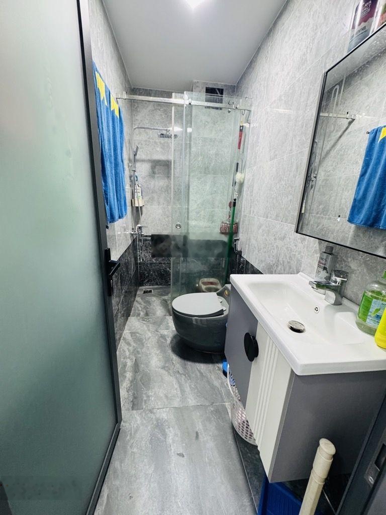 Bán nhà riêng mặt tiền kinh doanh