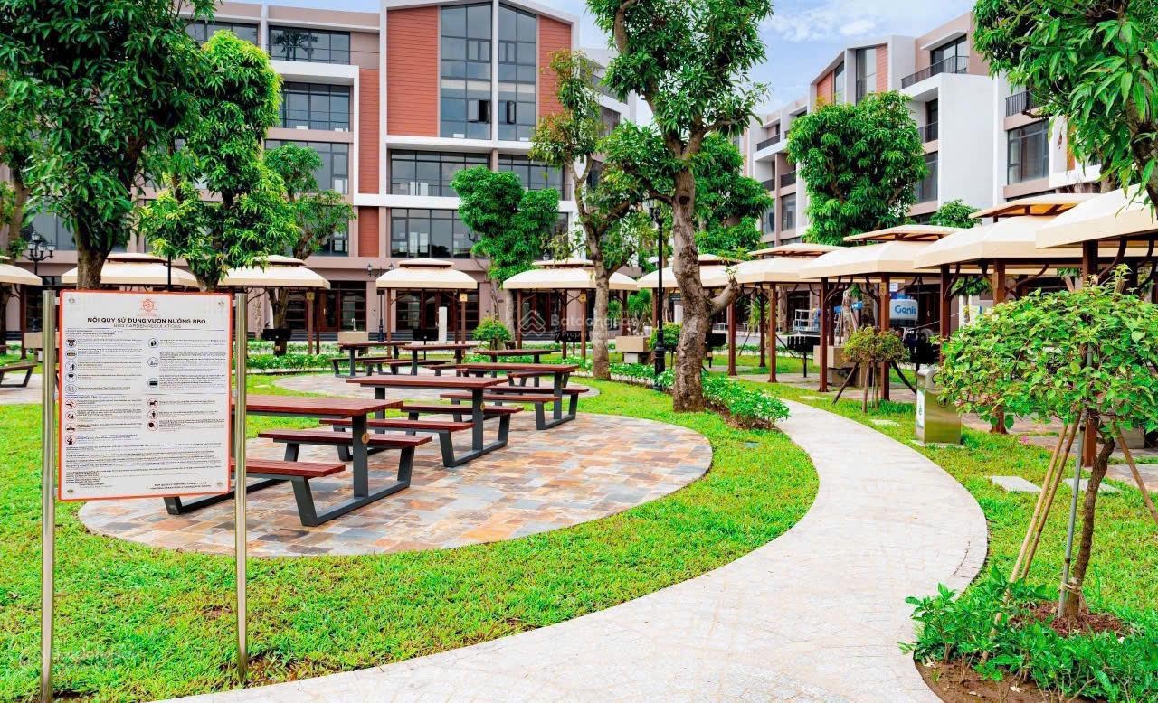 Giá cực tốt ! Bán CĂN GÓC nhìn công viên Ocean Park 3, dt 128m2, mt 25m, 400m2 sàn, chỉ 17,8 tỷ