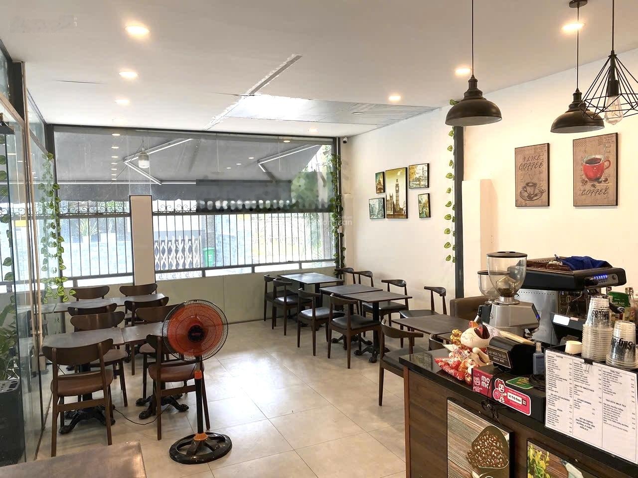 Nguyễn Trãi Quận 1 nguyên căn 6x15m 2PN, giá tốt 19tr/th