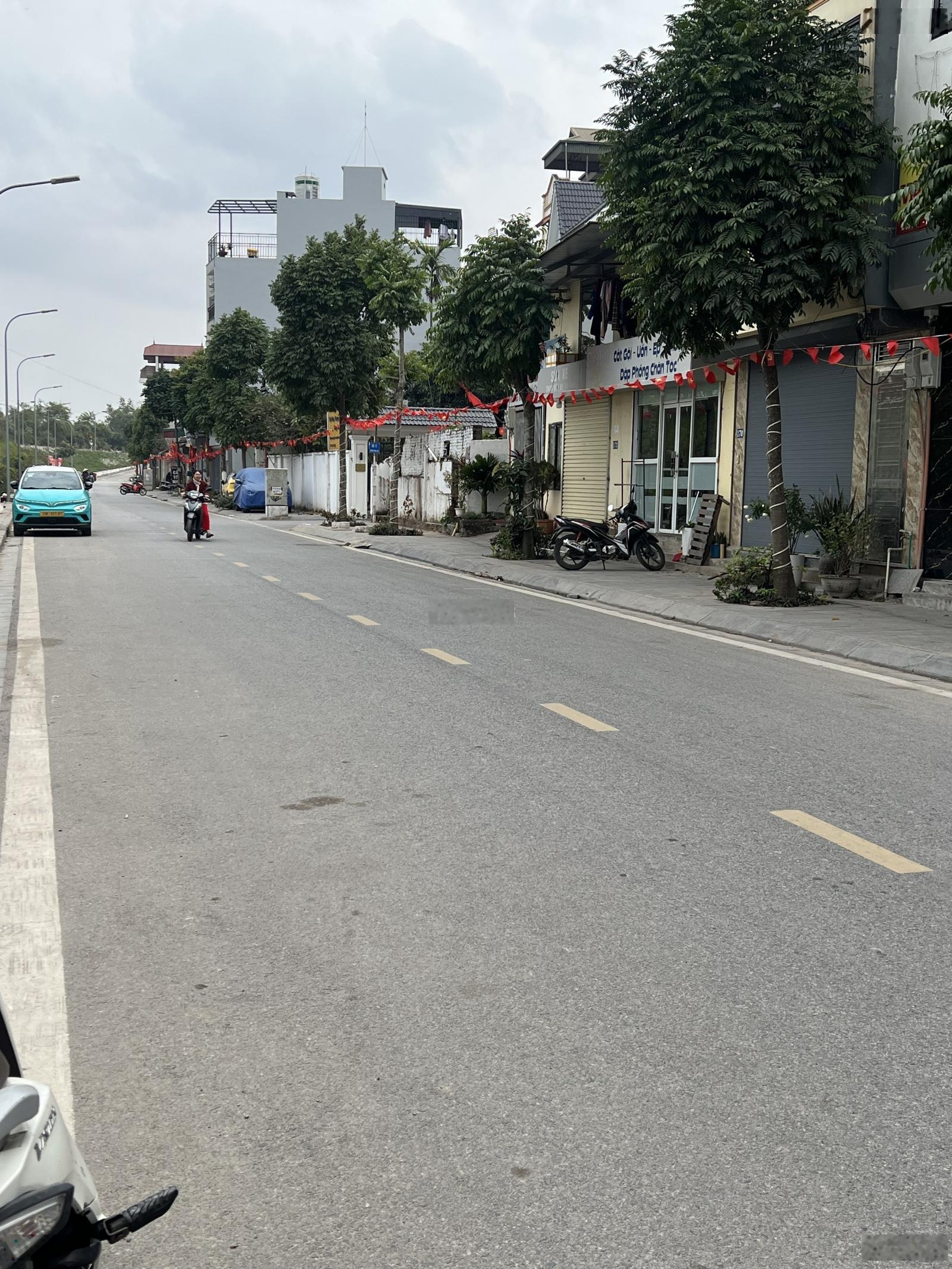 Bán đất mặt phố quận long biên - kinh doanh đỉnh - giá đầu tư 12.6 tỷ