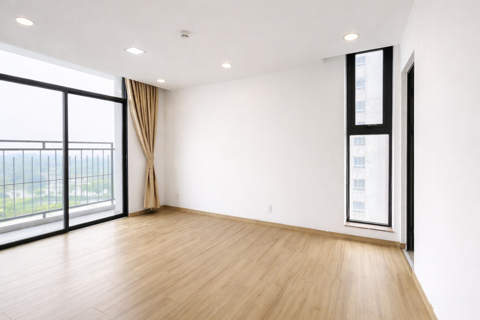 Cho thuê CC Calla Garden 3PN2WC, NTCB, giá 9 triệu/ tháng