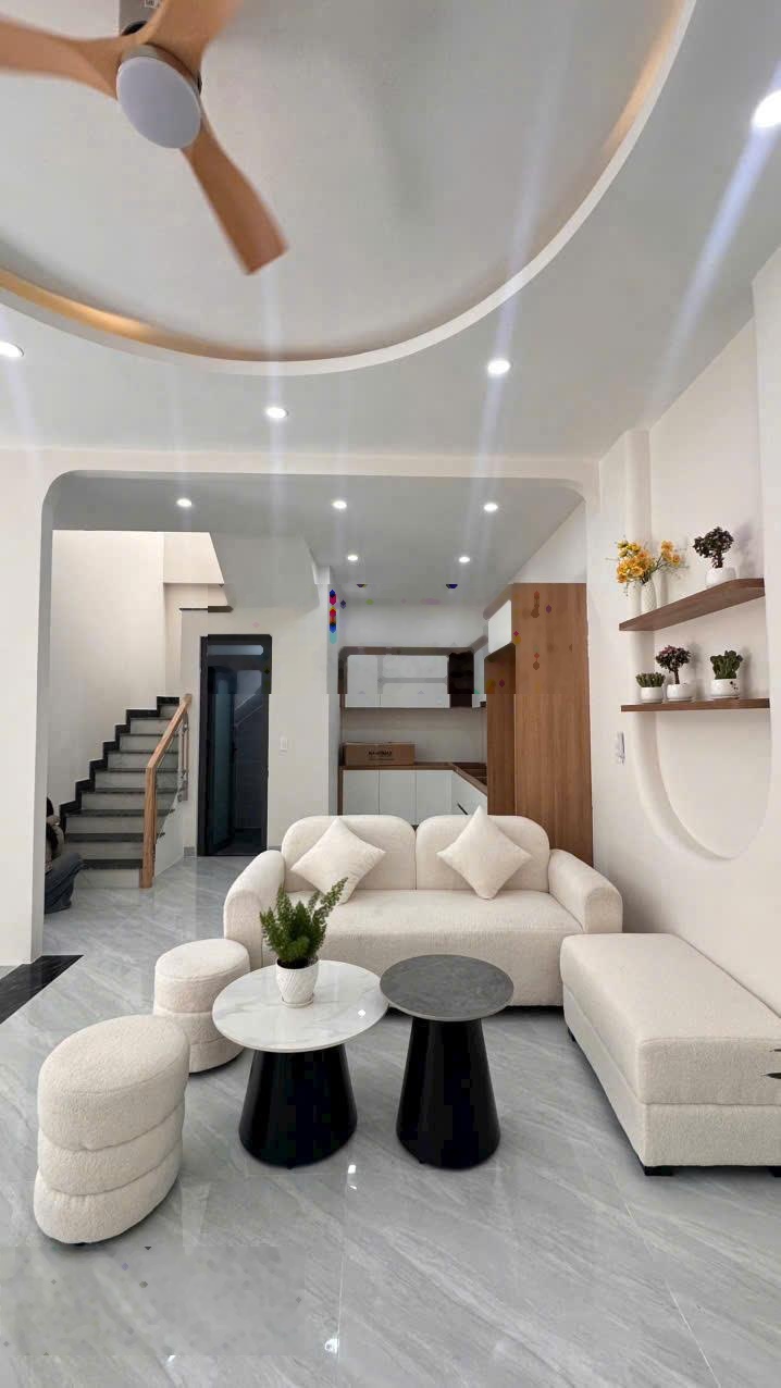 Bán nhà gần chợ Phú Thọ, cầu Suối Máu, sổ hoàn công, đường oto chỉ 3tỷ390