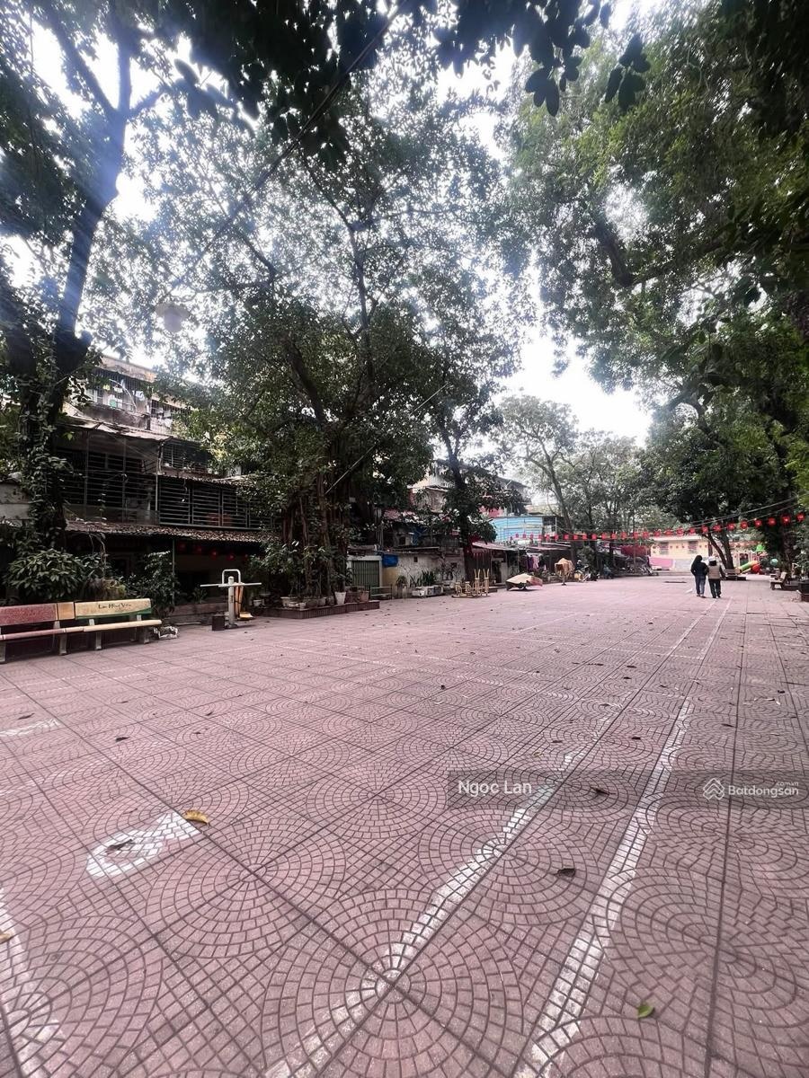 Tập thể Kim Liên sổ đỏ 30/70m2 tầng 2 sổ đỏ Đống Đa 2 ngủ 2vs đã có dự án xây chung cư tại chỗ .