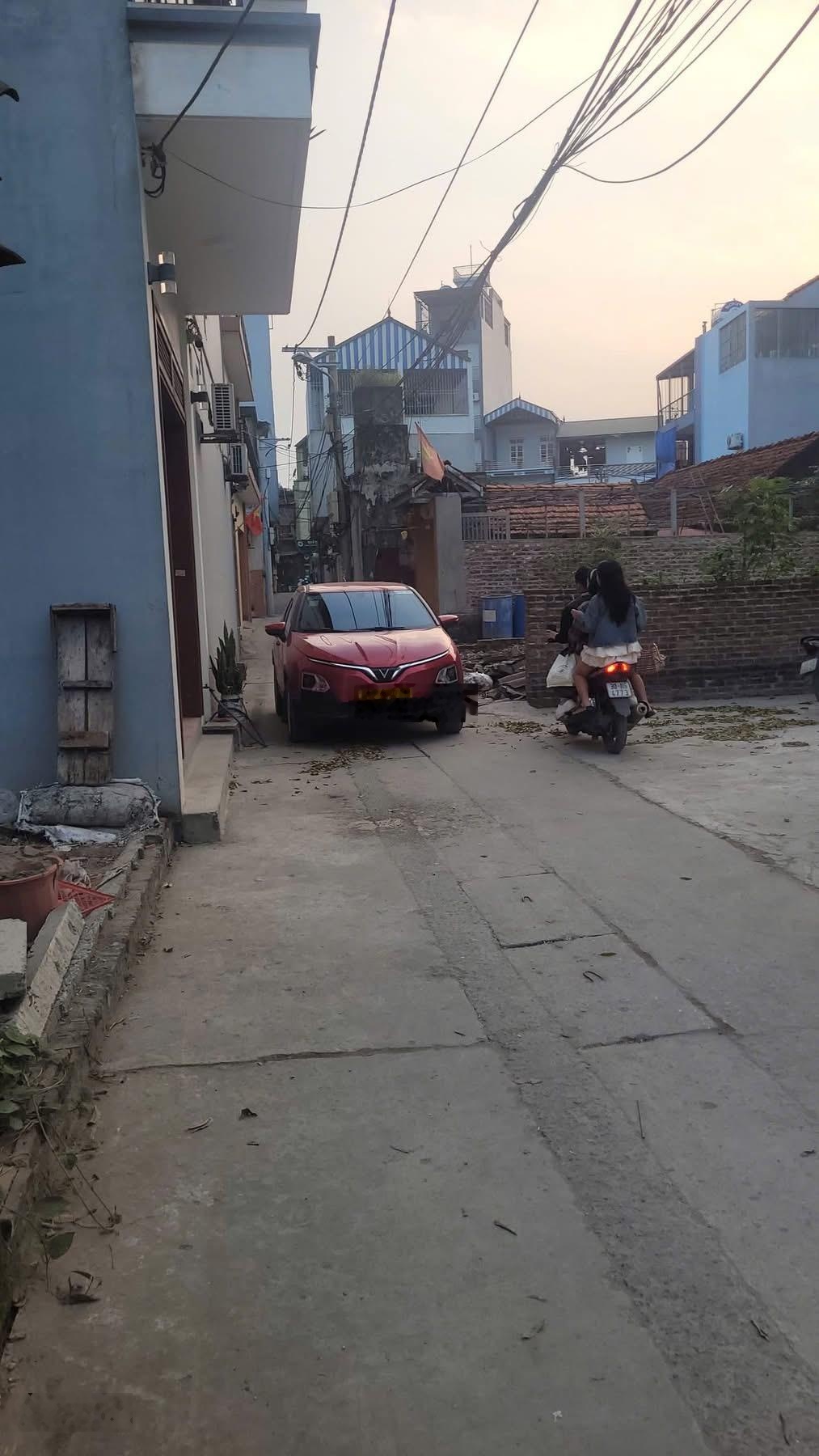 Cần bán nhanh lô đất 2 mặt thoáng, tại Vân Côn- An Khánh, ngõ oto giá chỉ 3,x tỉ không lỗi lầm.