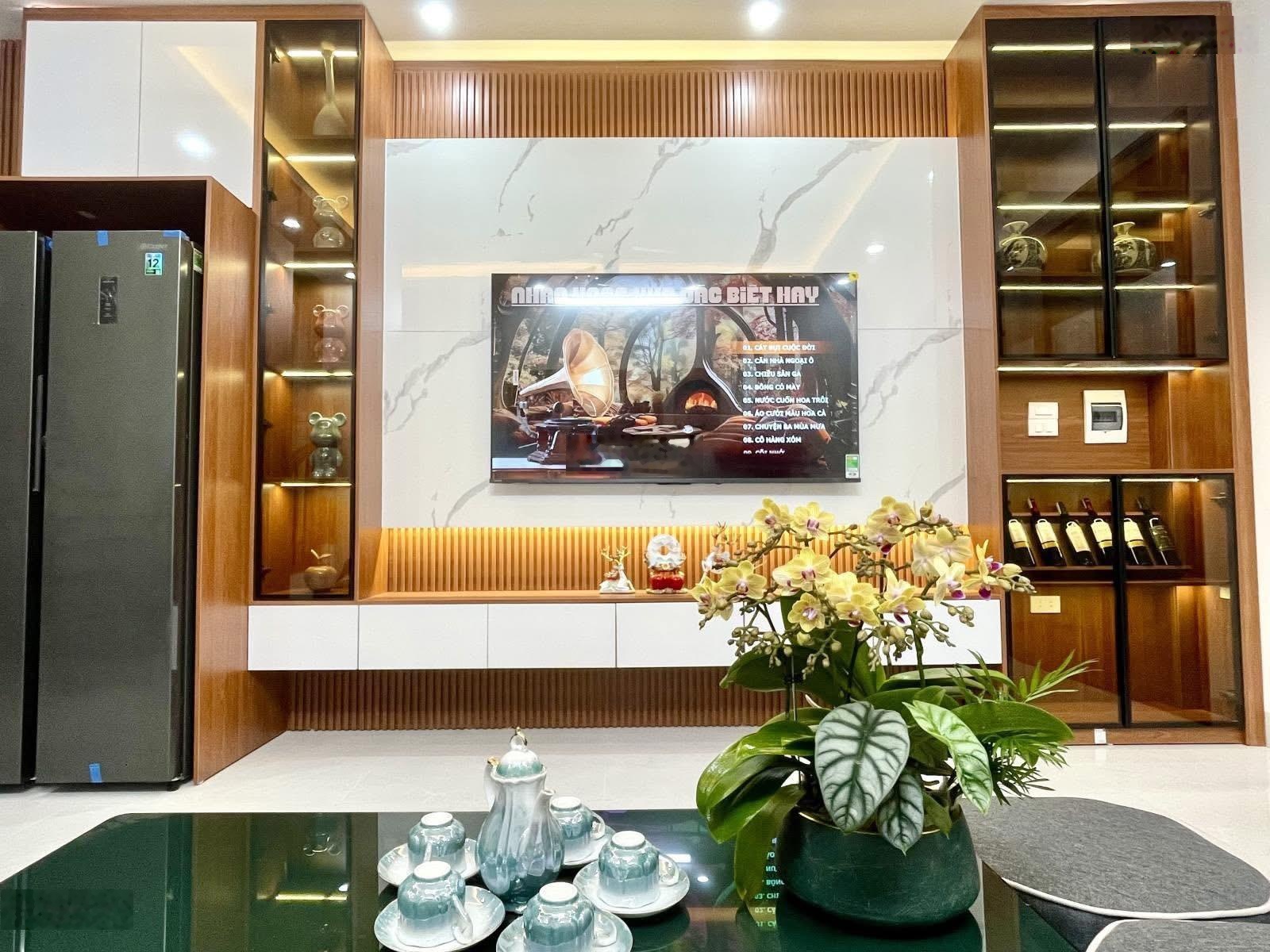 Bán nhanh nhà phố Tân Khai - Dương Văn Bé - Vĩnh Hưng - 30m2 - Giá chỉ 6 tỷ