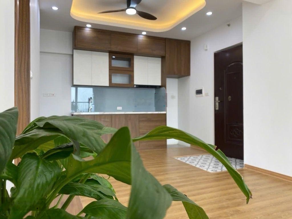 Bán căn hộ tòa AX2 18 Nguyễn Cơ Thạch, Mỹ Đình, 70m2, 6 tỷ, 3 ngủ, 2 vs, Sổ đỏ CC, full nội thất.