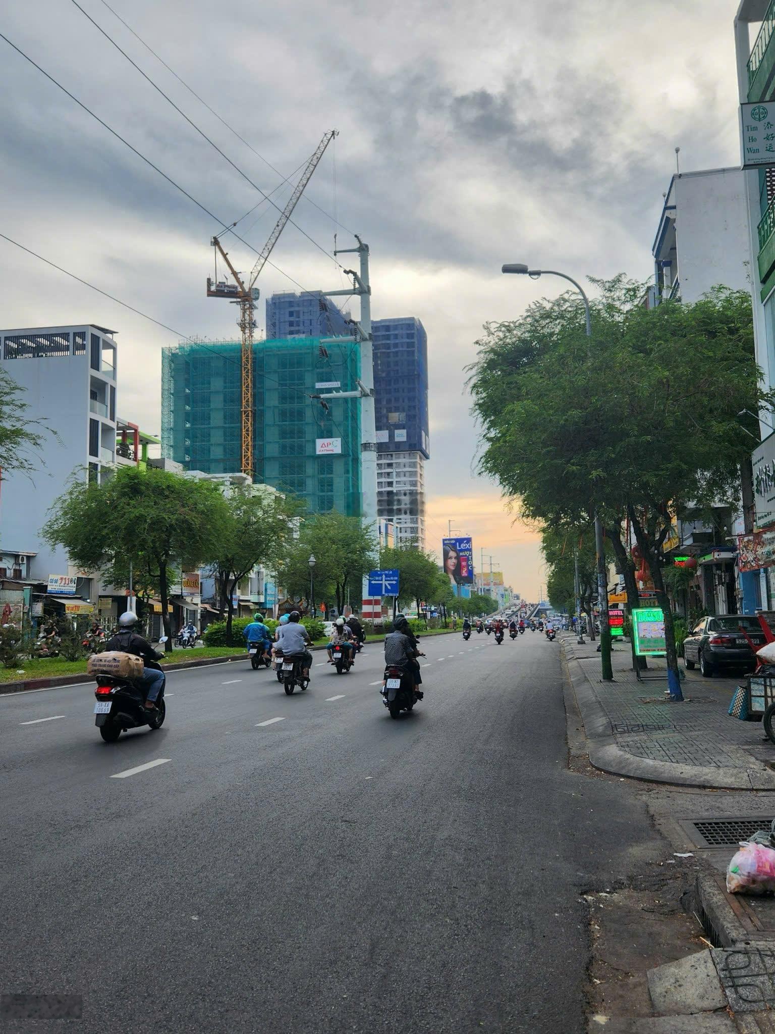 Giảm Sâu 9 tỷ - MT Hồng Bàng 7x20m CTXD 810 Tầng Giảm Sâu Còn 36 Tỷ