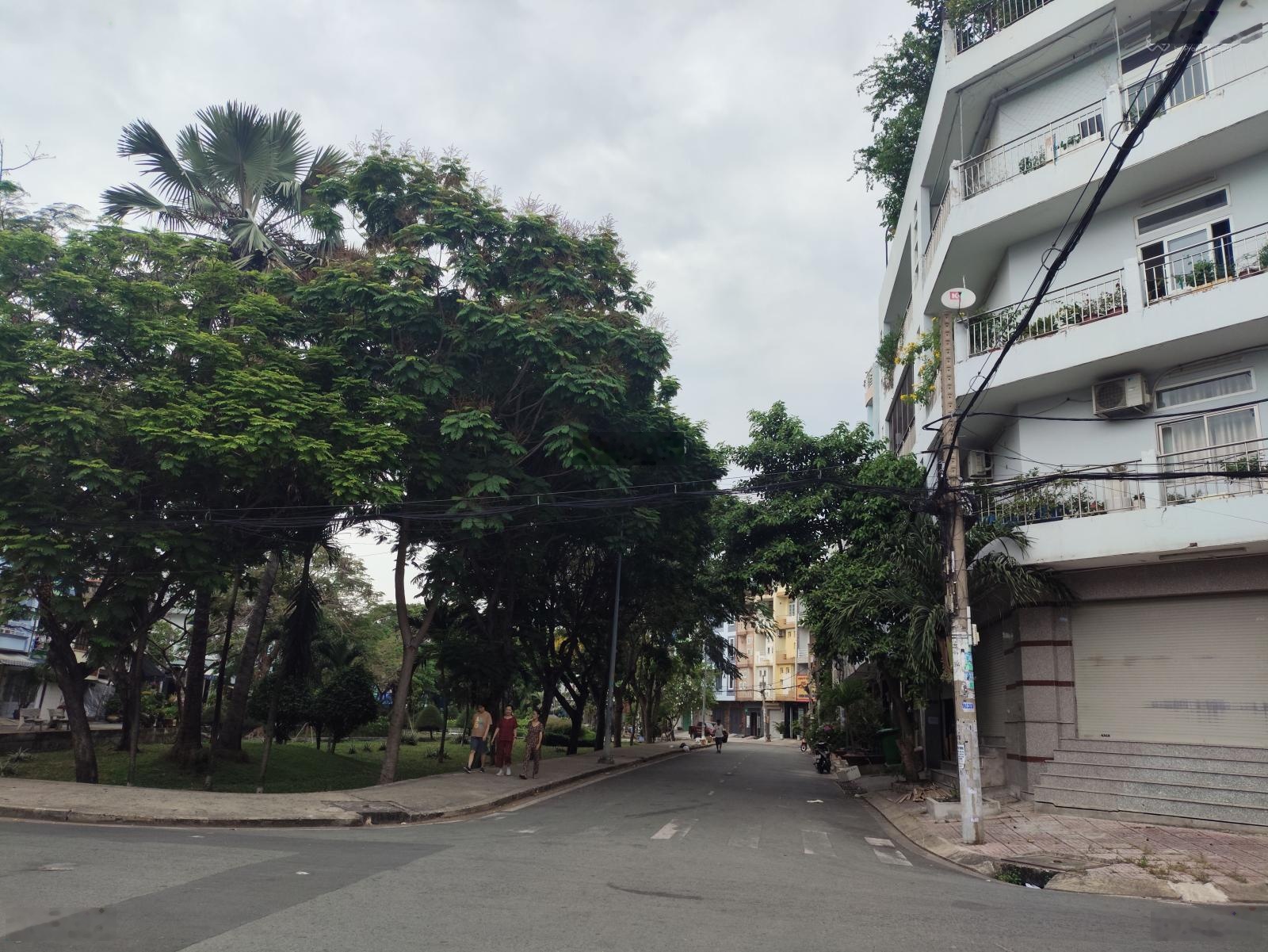 8,39 tỷ nhà mặt tiền view công viên p10q6 60m2, 3 tầng trệt, 2 lầu, 3pn 3wc