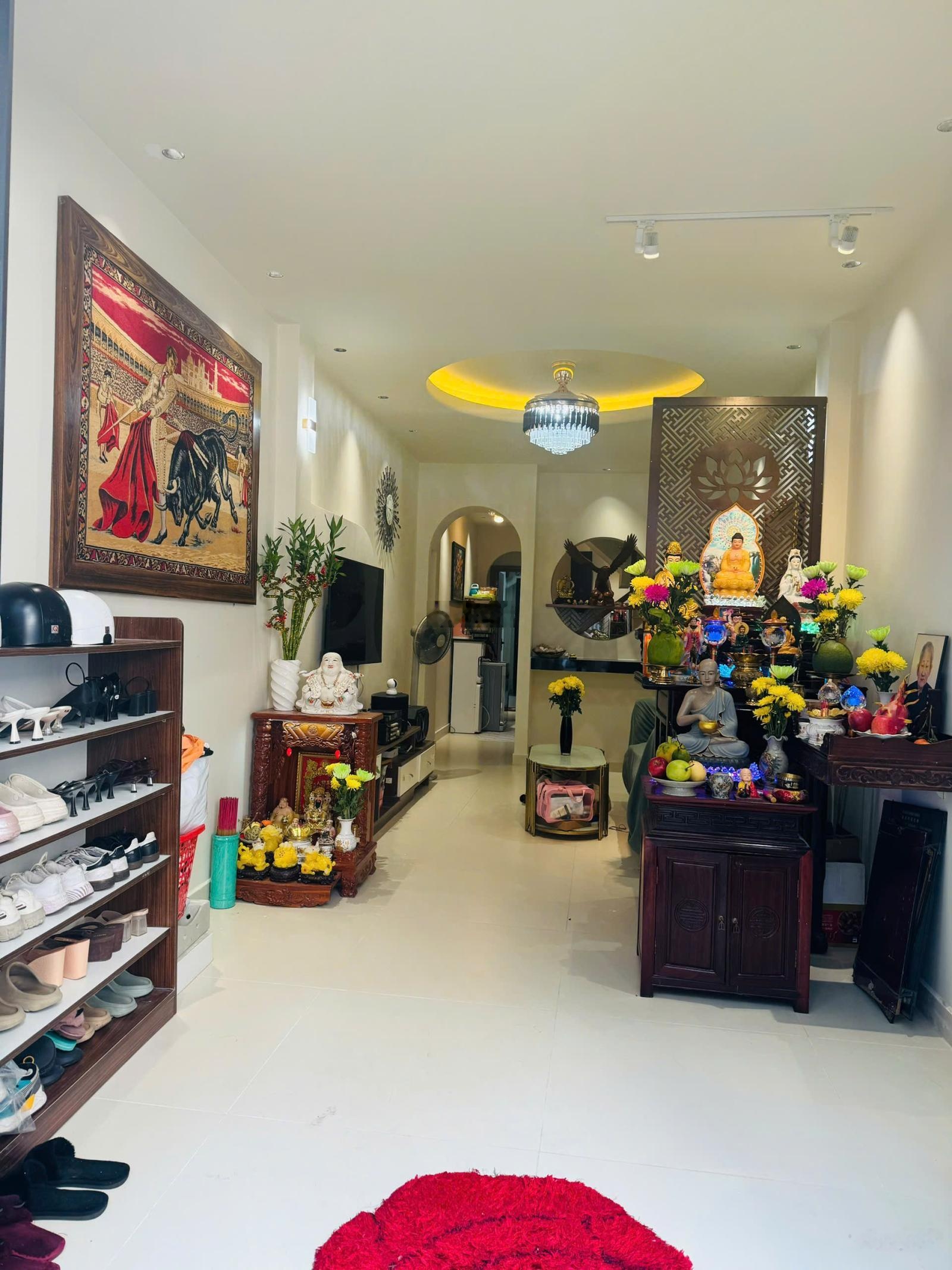 Bán nhà Điện Biên Phủ Quận 10, 59m2, 3 Tầng, 5 Phòng Ngủ, hẻm thông