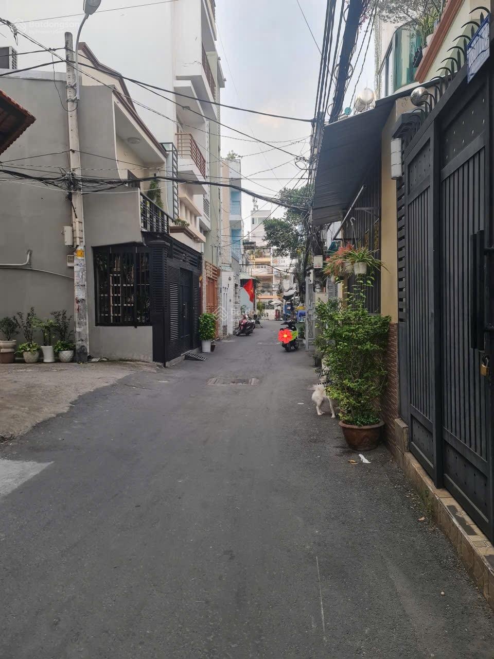 Hẻm xe hơi Bùi Hữu Nghĩa,Ngang 4,5m,Nở hậu,Gần Trường đại học,qua cầu Bùi Hữu Nghĩa là đến Q1