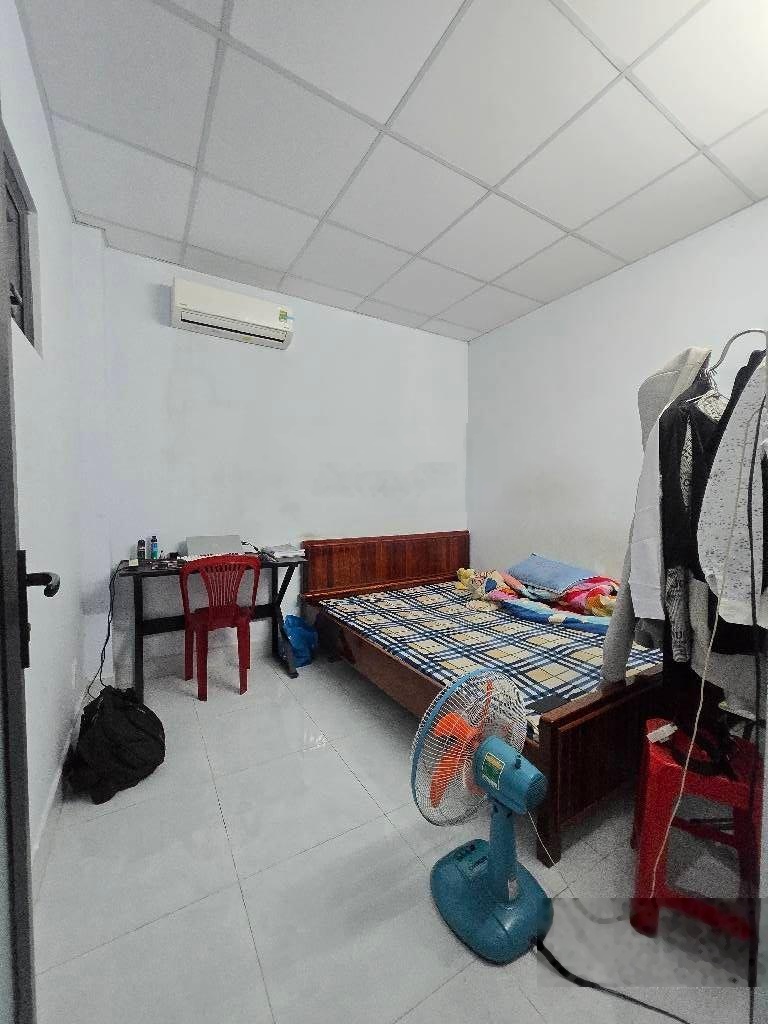 Mặt Tiền Kinh Doanh, Nhà Đẹp, 3 Tầng, 62m2, Đường 11, Linh Xuân, Thủ Đức Chỉ 6,X Tỷ.