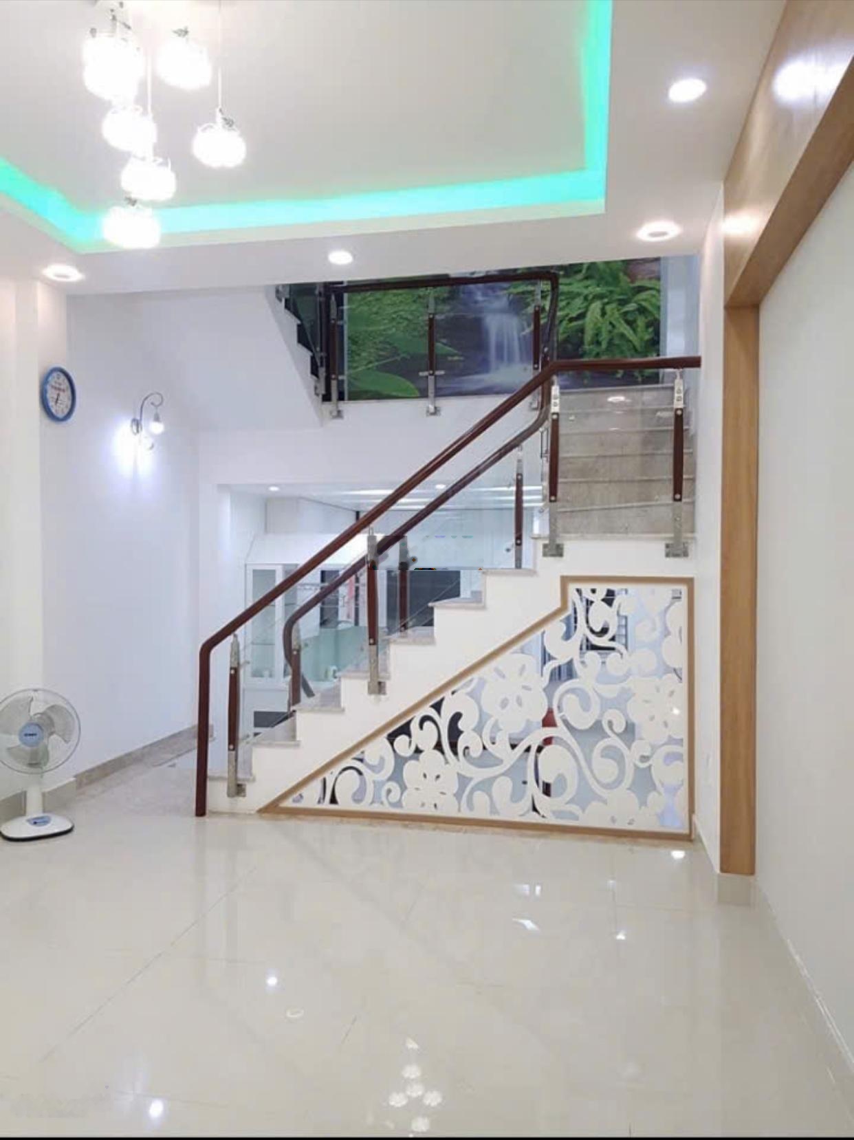 Nhà 2 mặt tiền đường số xe tải tránh 50m ra đường lê văn thịnh q2. 4 tầng tặng nội thất 11 tỷ tl