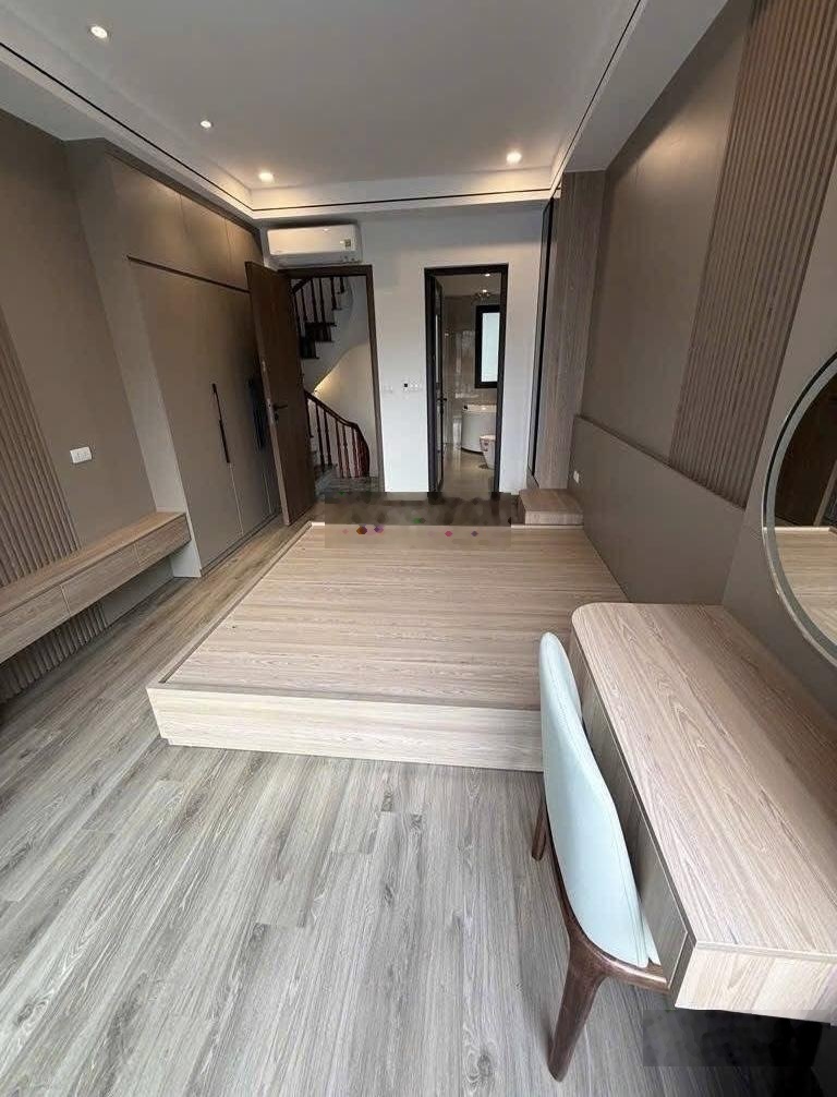 Full nội thất,gần oto,5 tầng- Tân Mai-34m- Hơn 7 tỷ