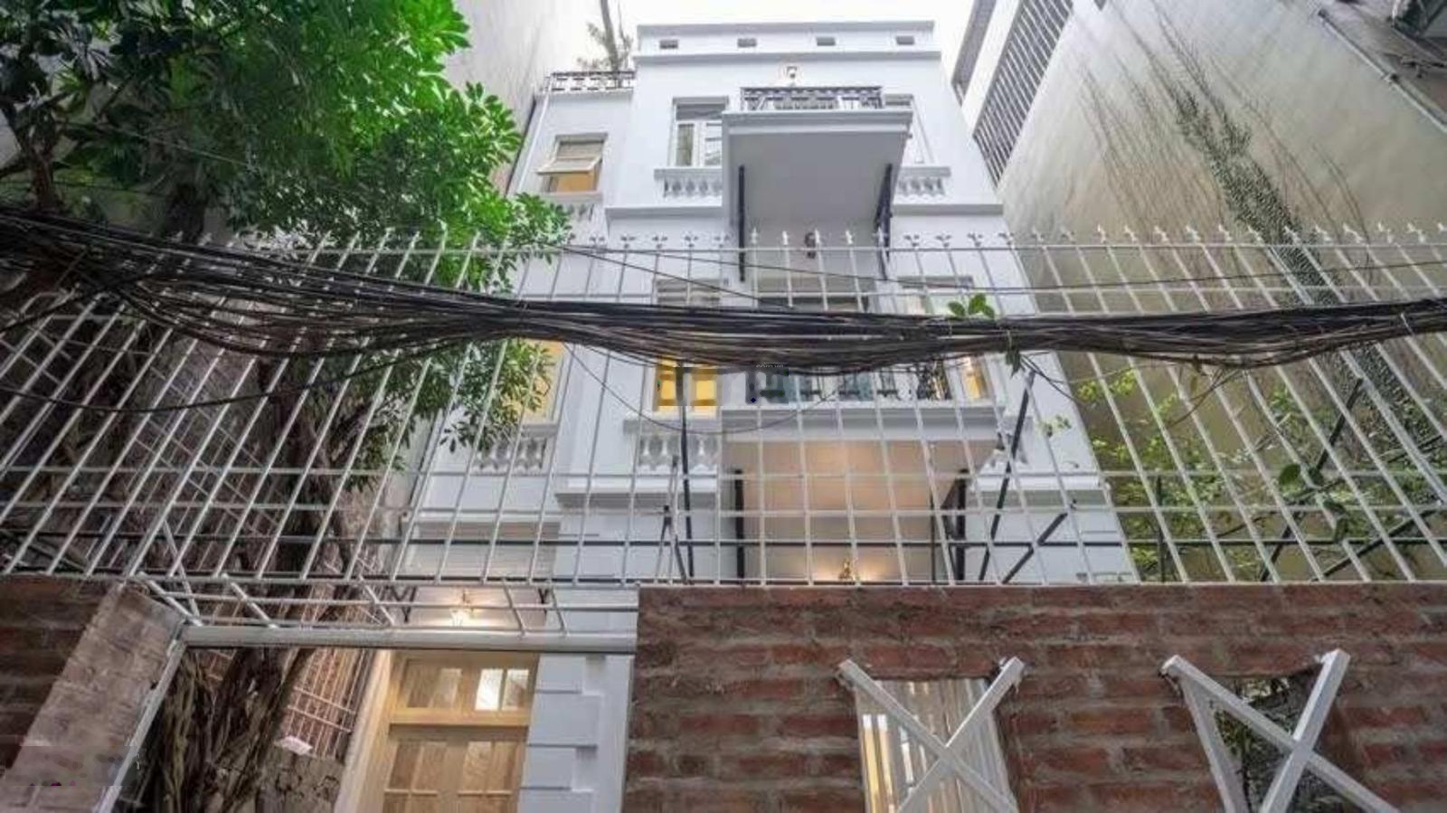 VIP Bán Đảo Quảng An Nhà đẹp 5 tầng view Hồ Tây , giá 28 tỷ